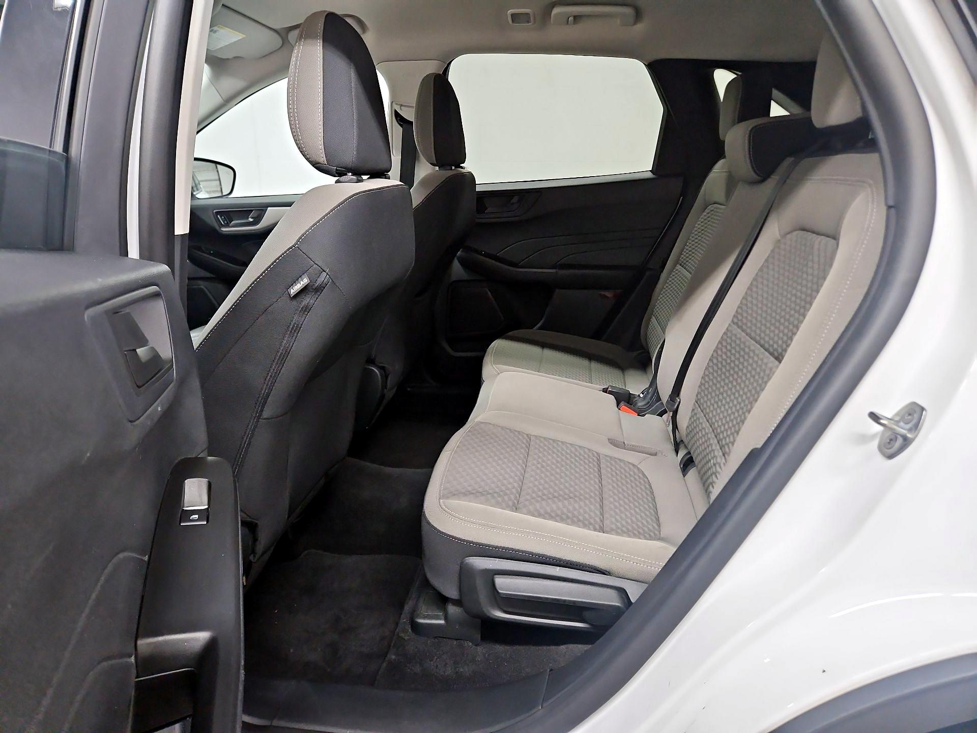 Thumbnail: 2022 Ford Escape - 19