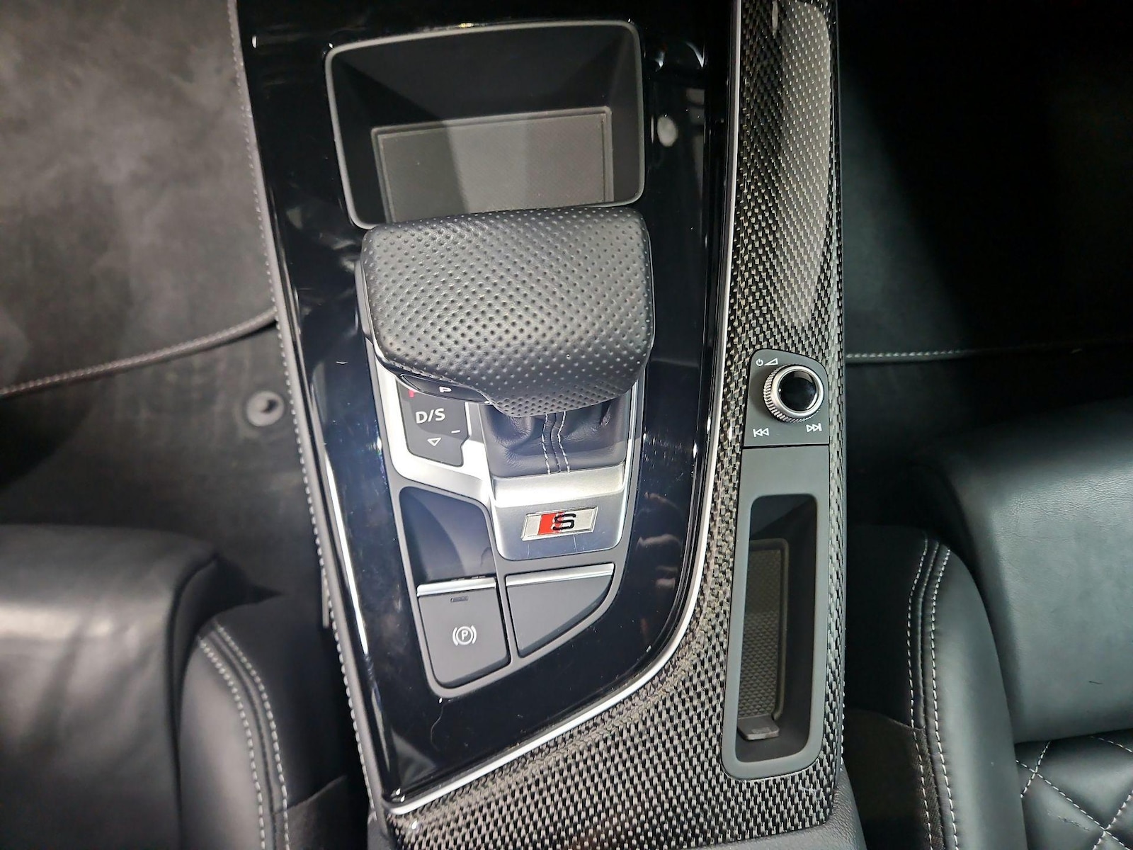 2022 Audi S4 Premium Plus - Photo 19