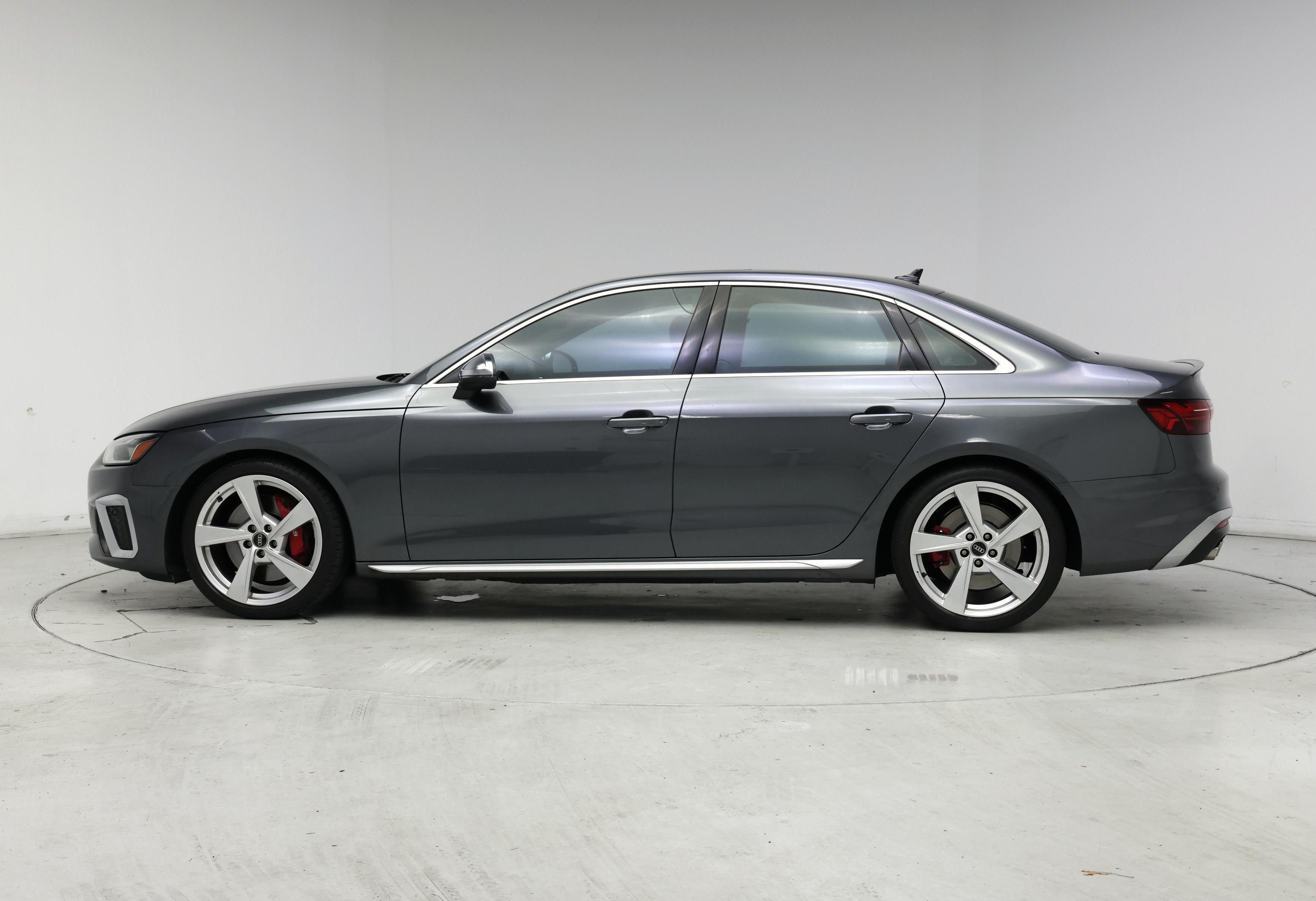 Thumbnail: 2022 Audi S4 - 3