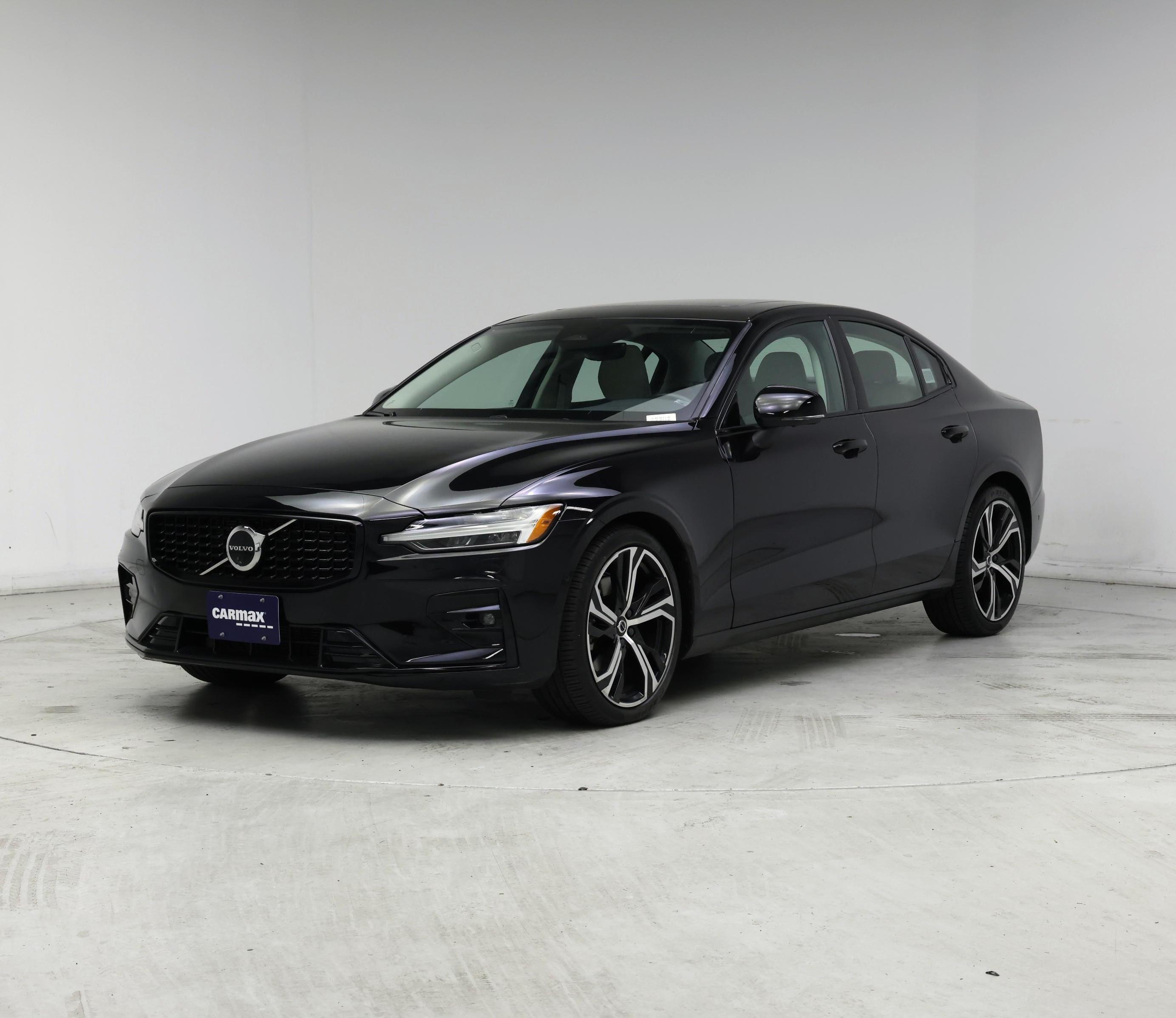 Thumbnail: 2025 Volvo S60 - 4