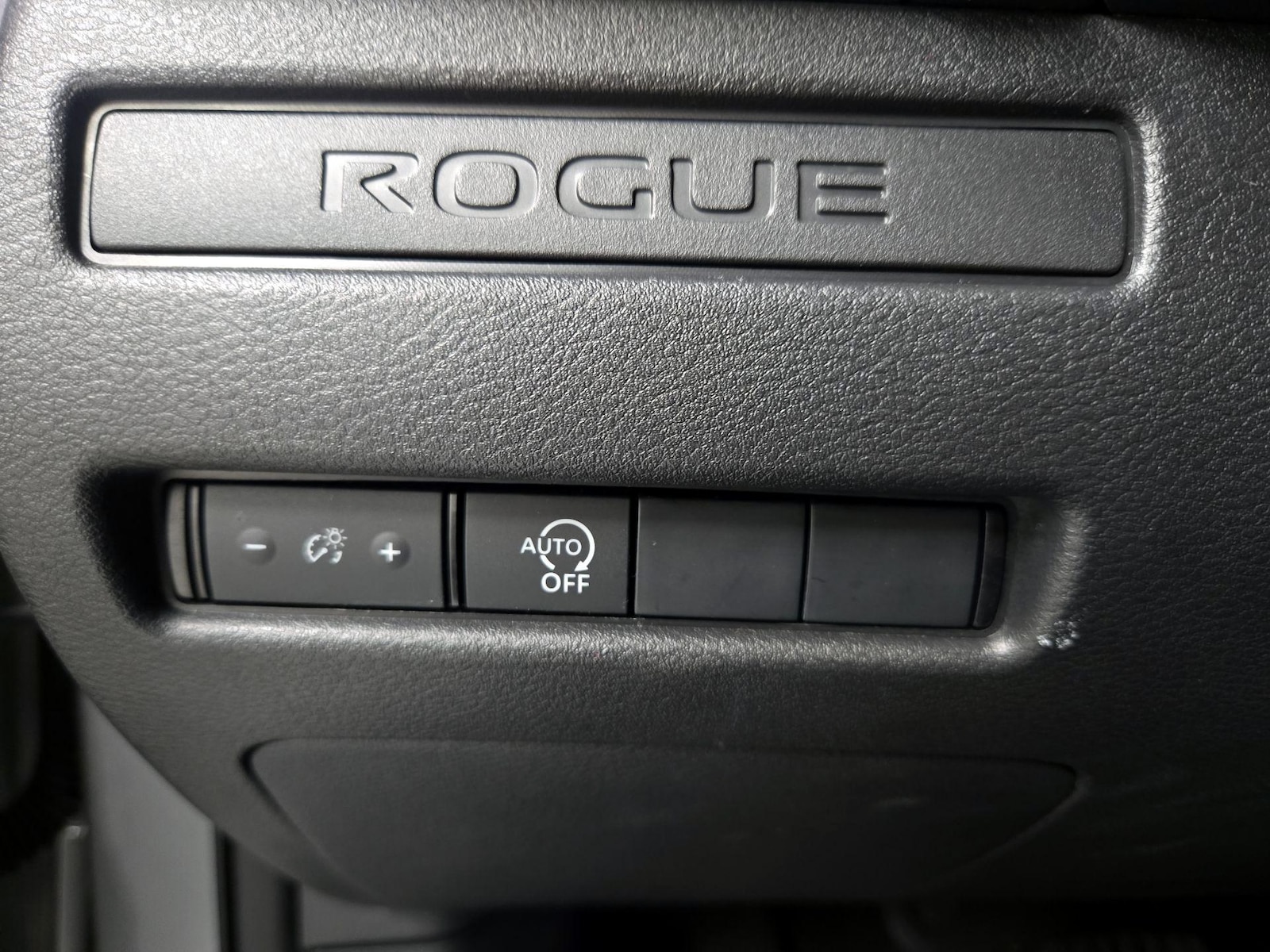 2024 Nissan Rogue S - Photo 14