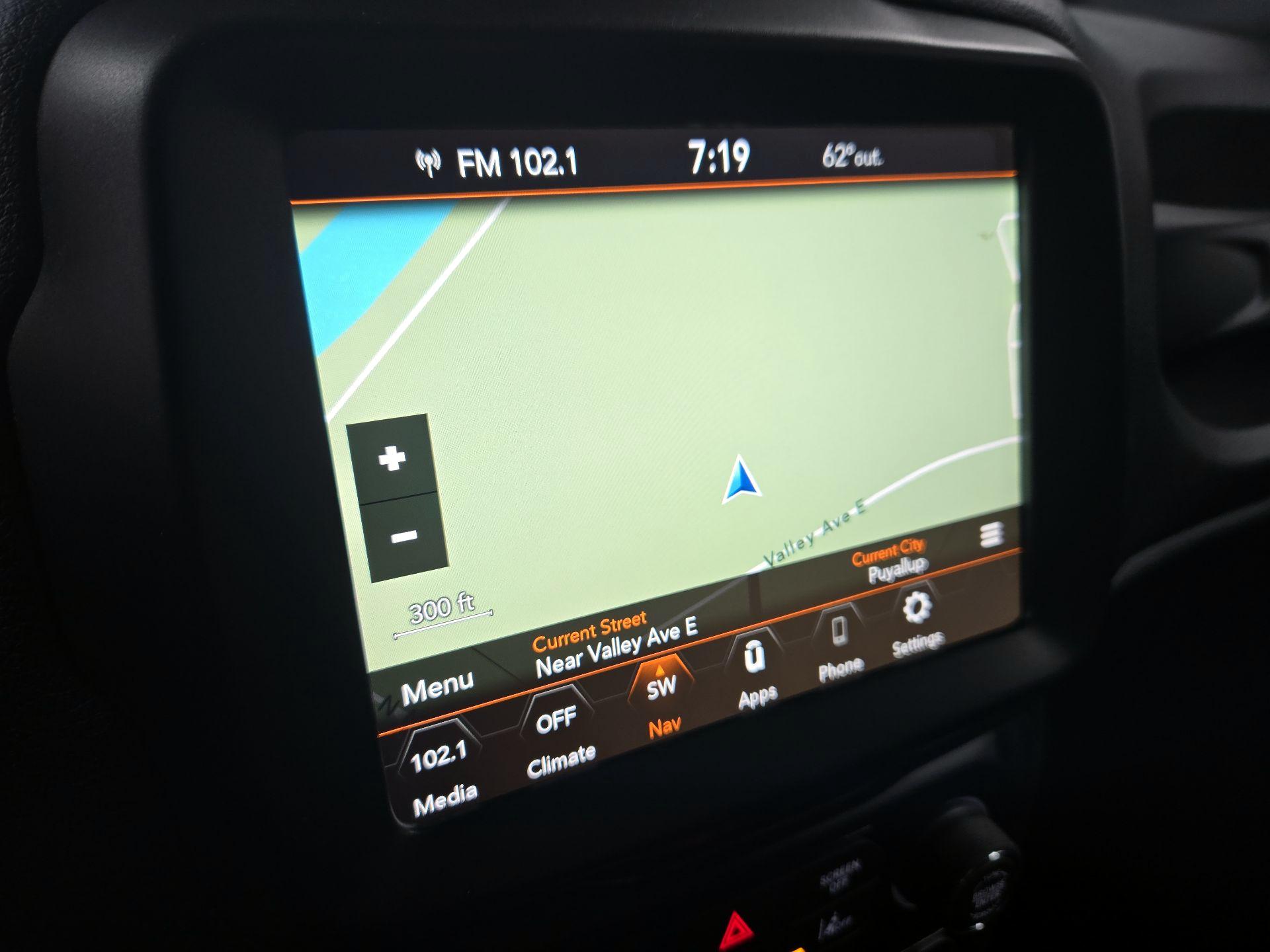 Thumbnail: 2021 Jeep Renegade - 14