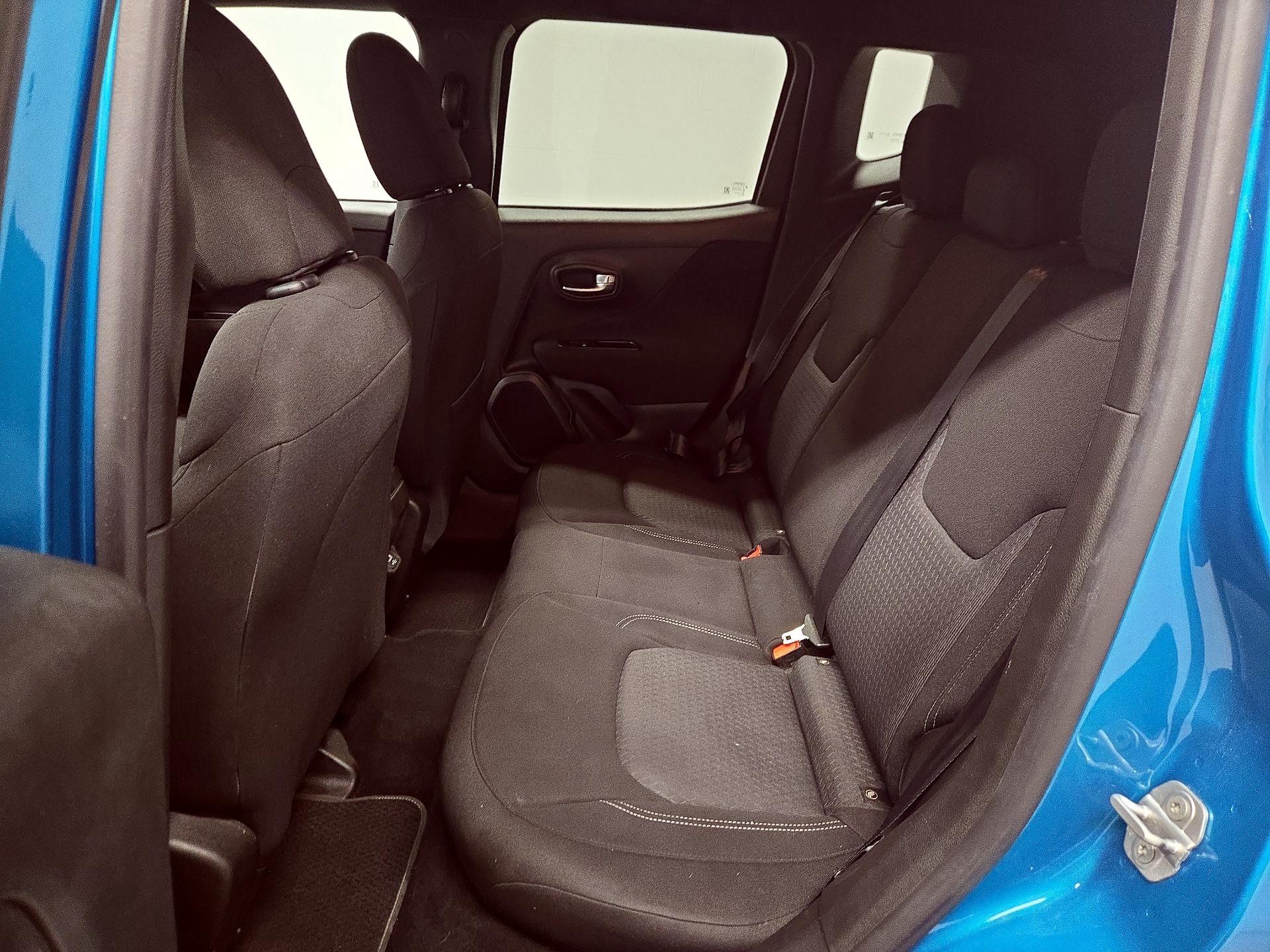 Thumbnail: 2021 Jeep Renegade - 20