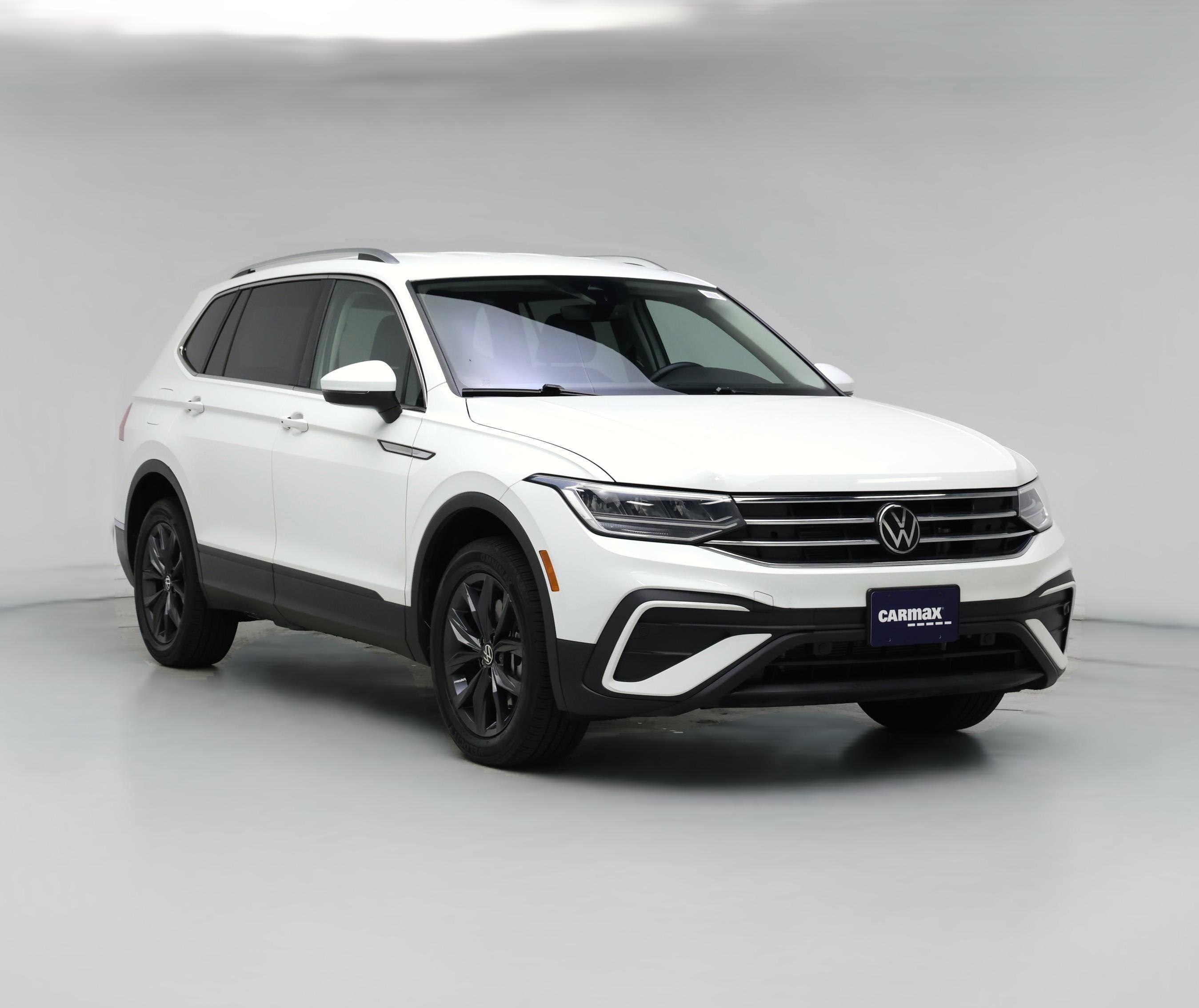 Thumbnail: 2024 Volkswagen Tiguan - 1