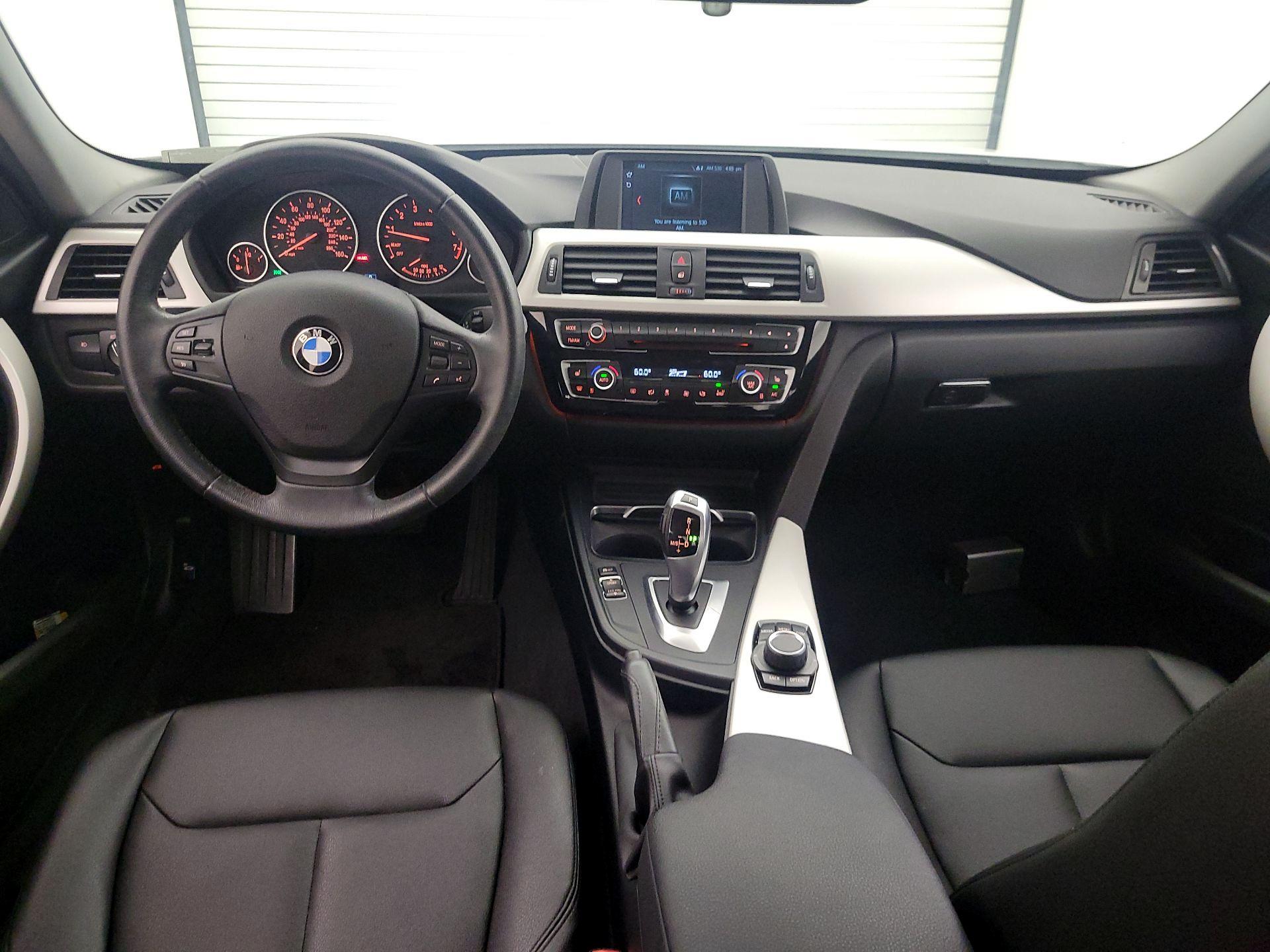 Thumbnail: 2018 BMW 3 Series - 9