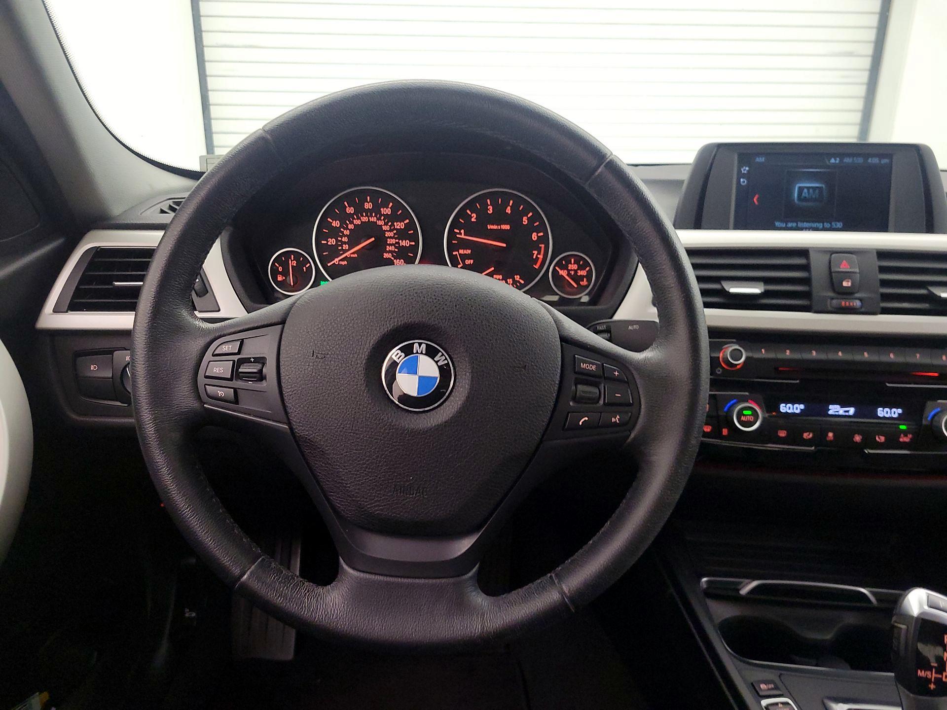 Thumbnail: 2018 BMW 3 Series - 10