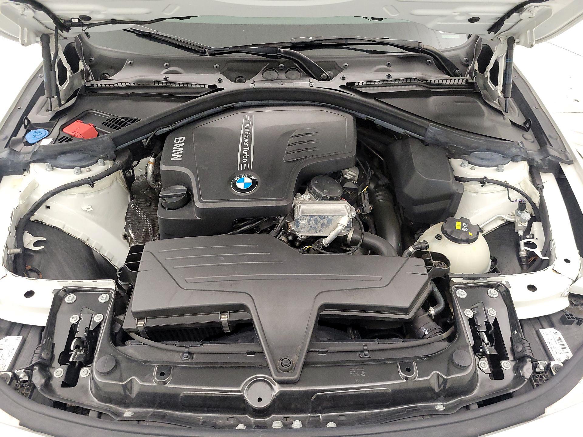 Thumbnail: 2018 BMW 3 Series - 20