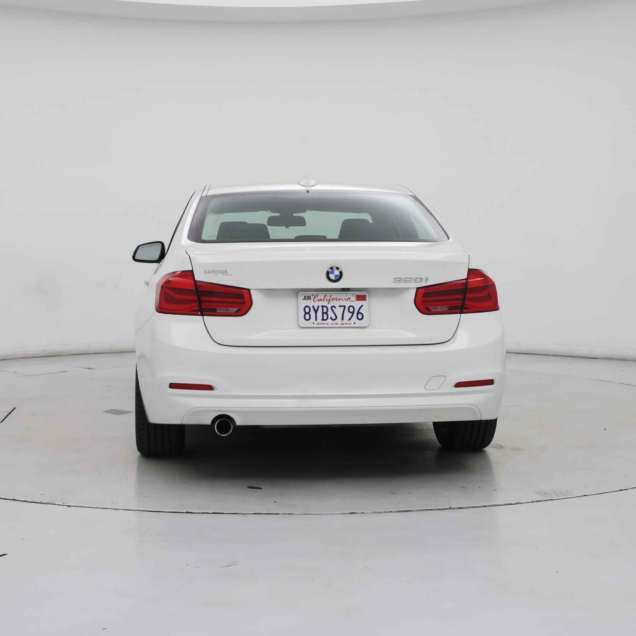 Thumbnail: 2018 BMW 3 Series - 6
