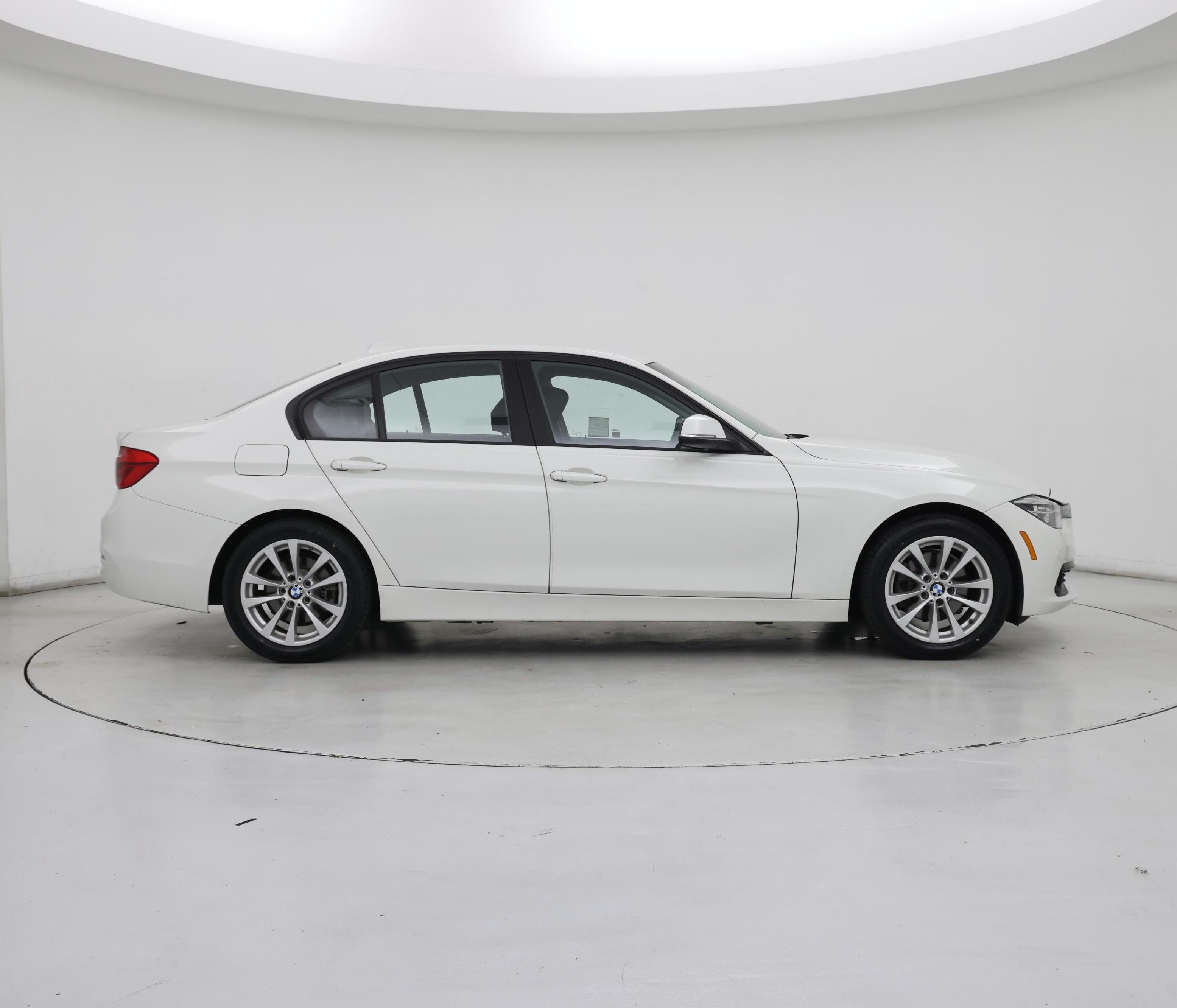 Thumbnail: 2018 BMW 3 Series - 7