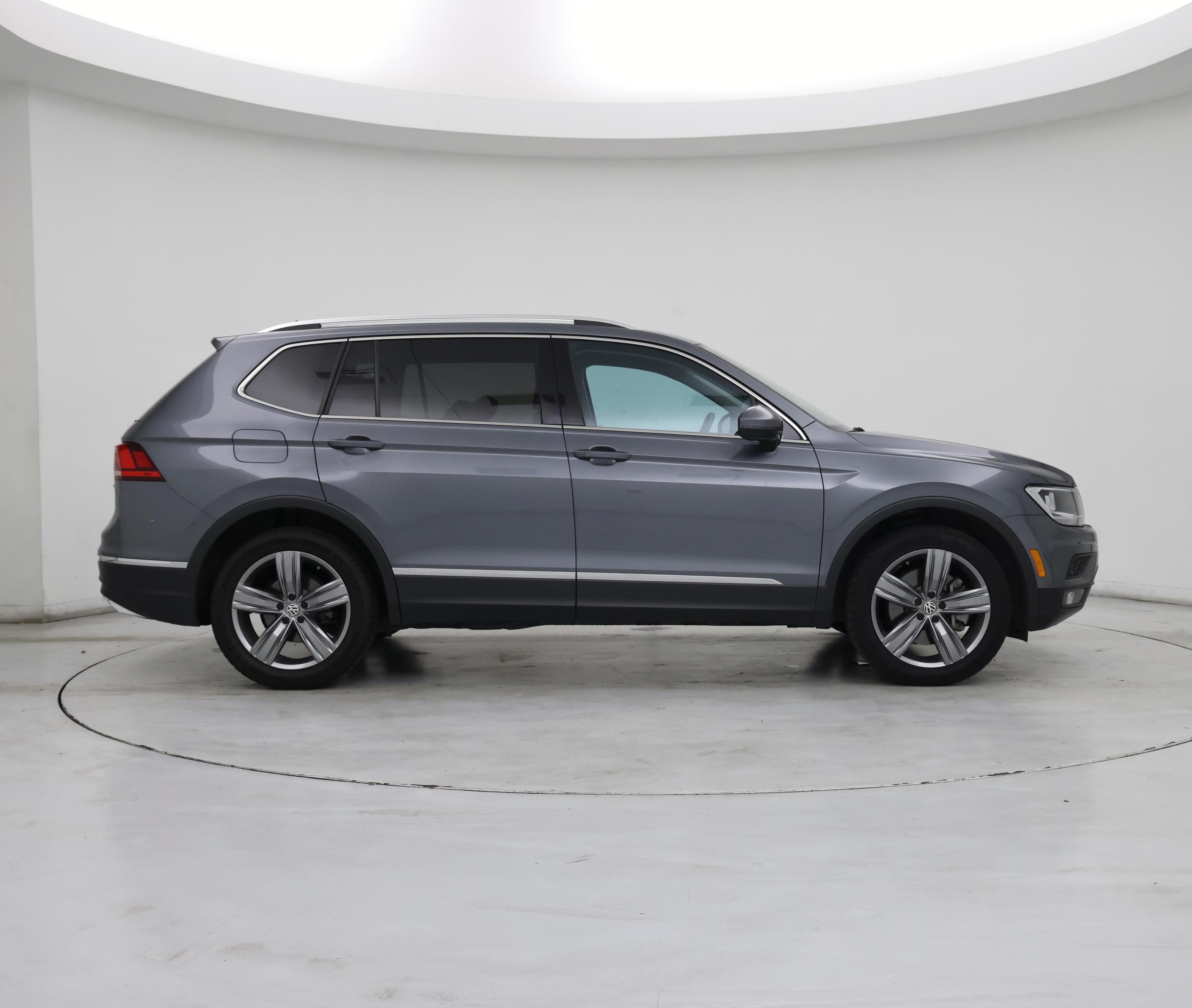 Thumbnail: 2021 Volkswagen Tiguan - 7