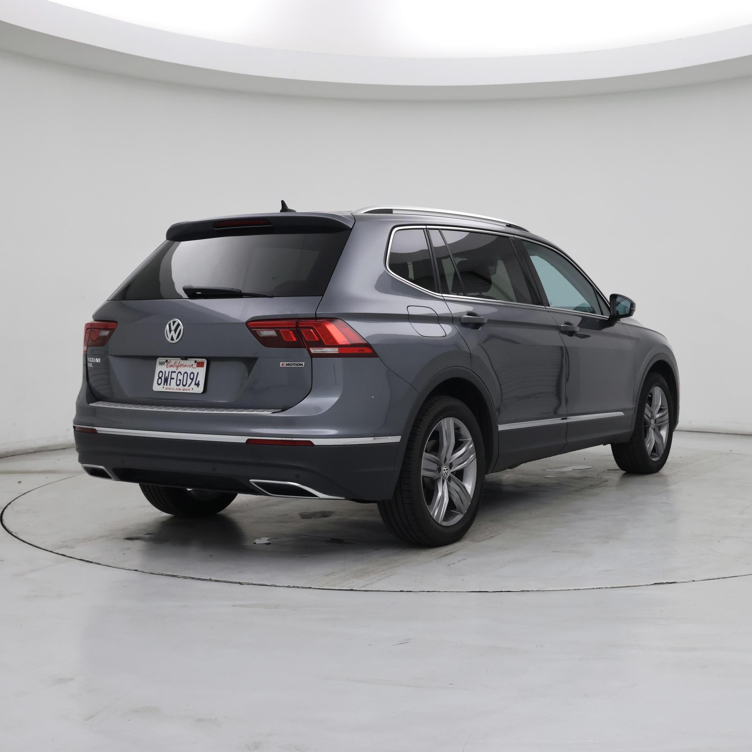 Thumbnail: 2021 Volkswagen Tiguan - 8