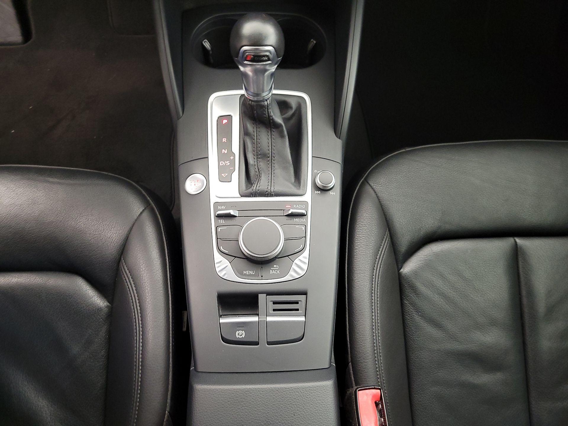 Thumbnail: 2016 Audi A3 - 17