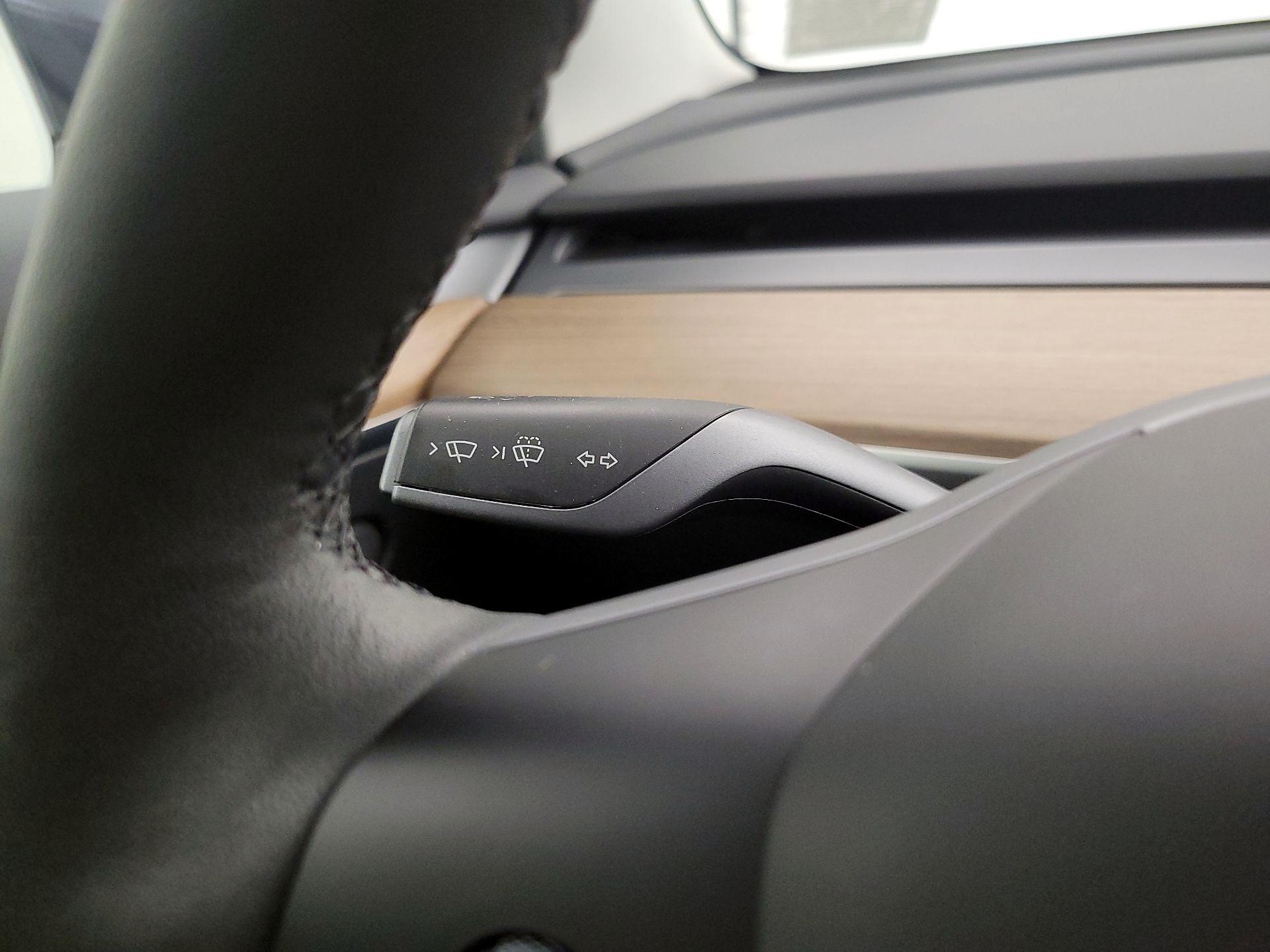 Thumbnail: 2023 Tesla Model 3 - 13