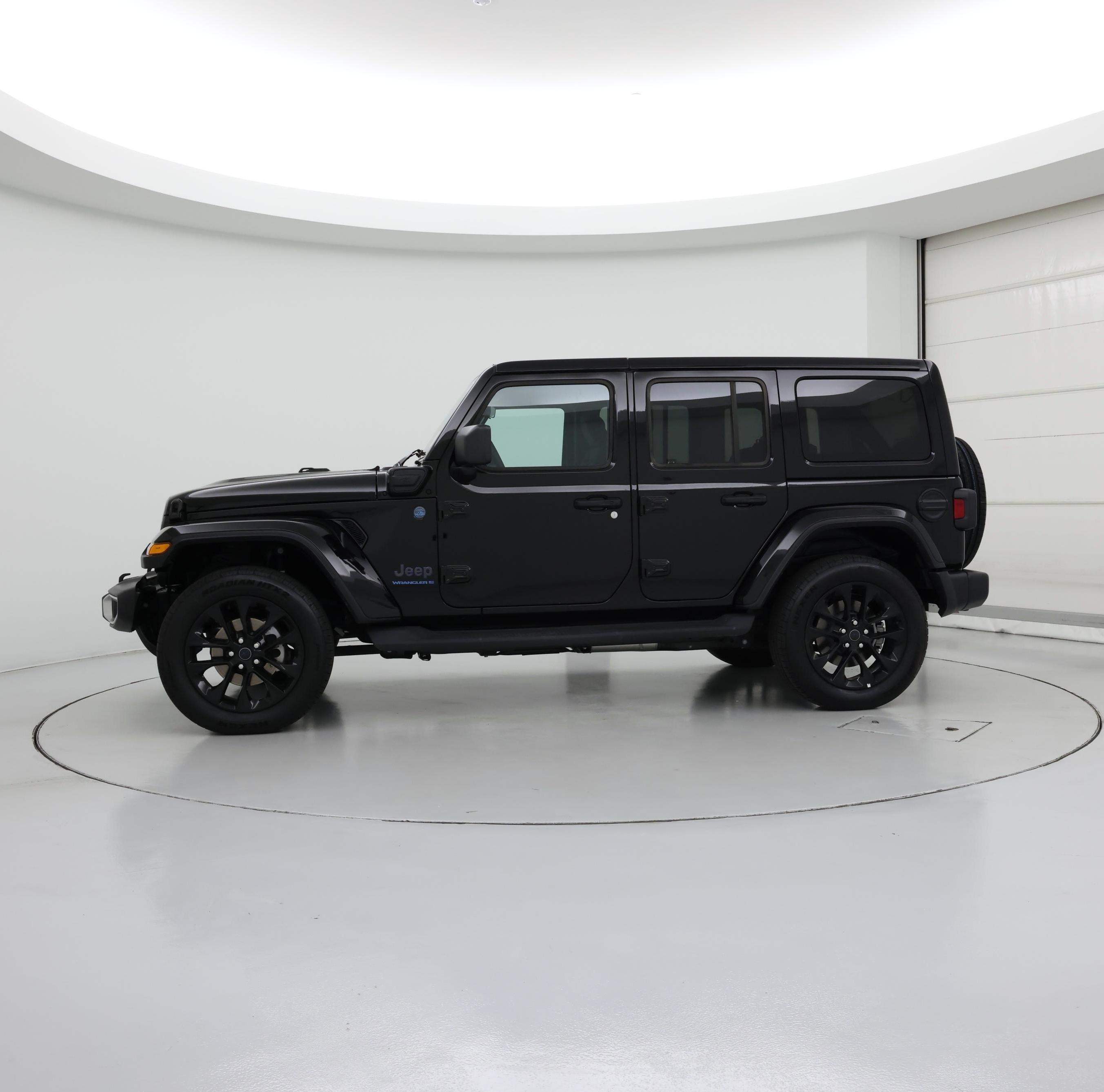 Thumbnail: 2025 Jeep Wrangler - 3