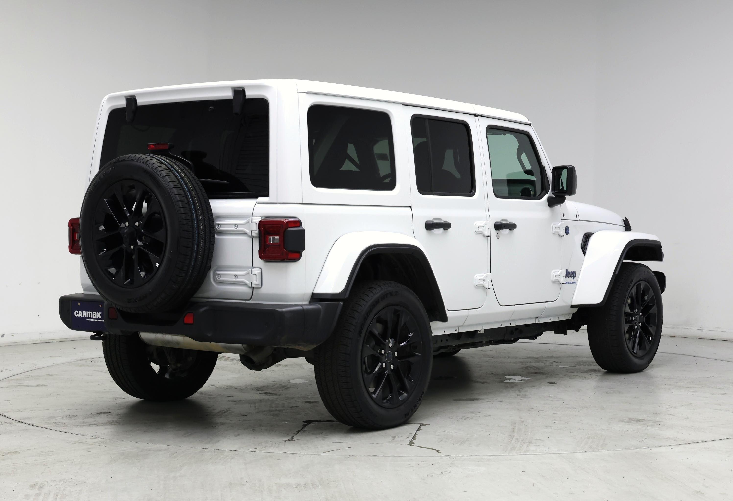 Thumbnail: 2025 Jeep Wrangler - 8
