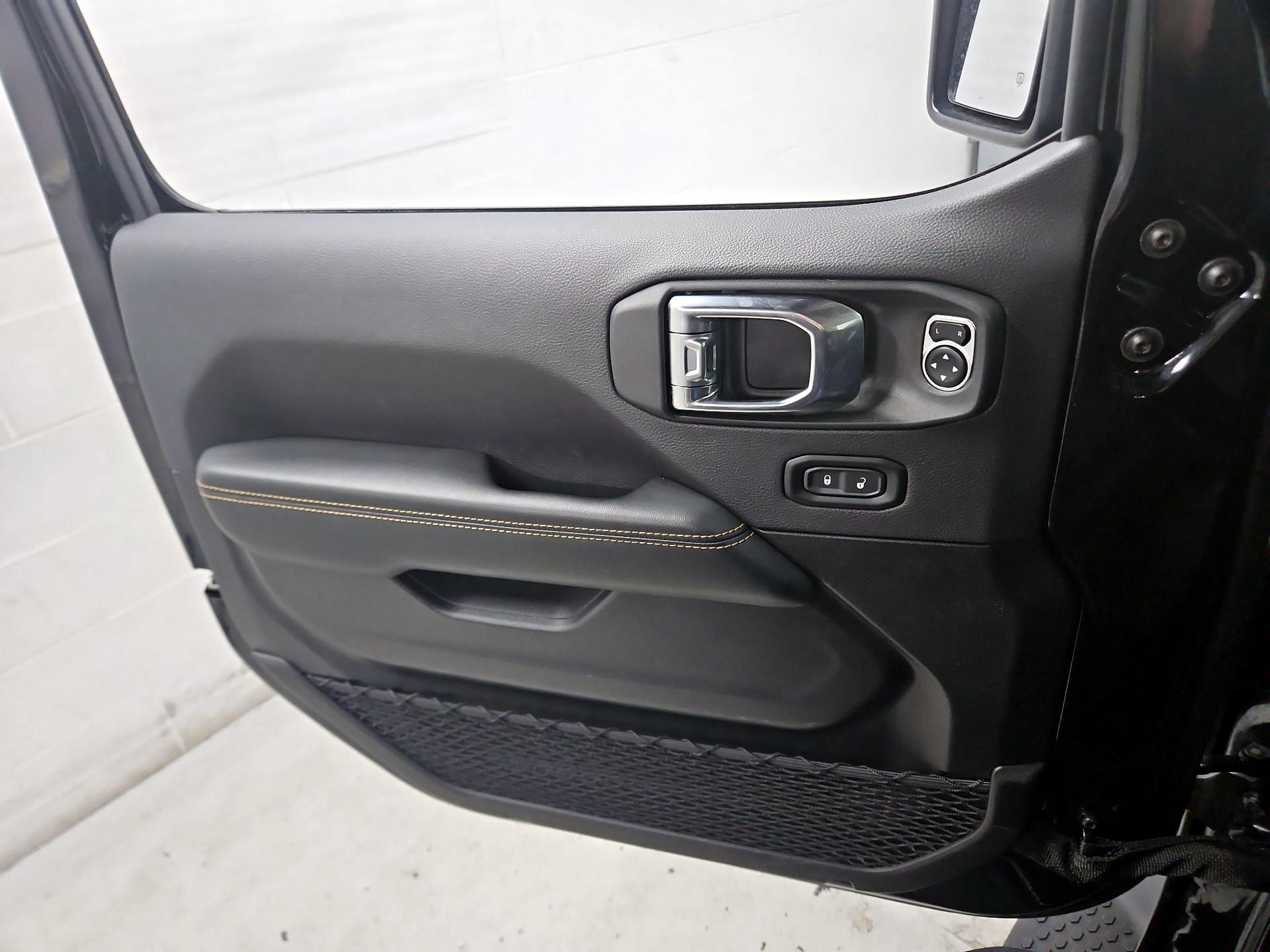 Thumbnail: 2025 Jeep Wrangler - 12