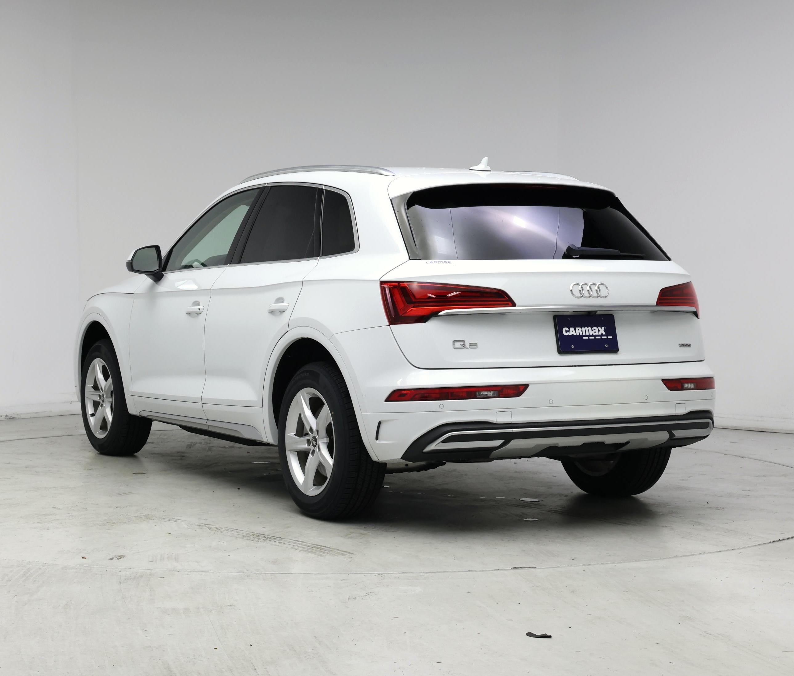 Thumbnail: 2021 Audi Q5 - 2