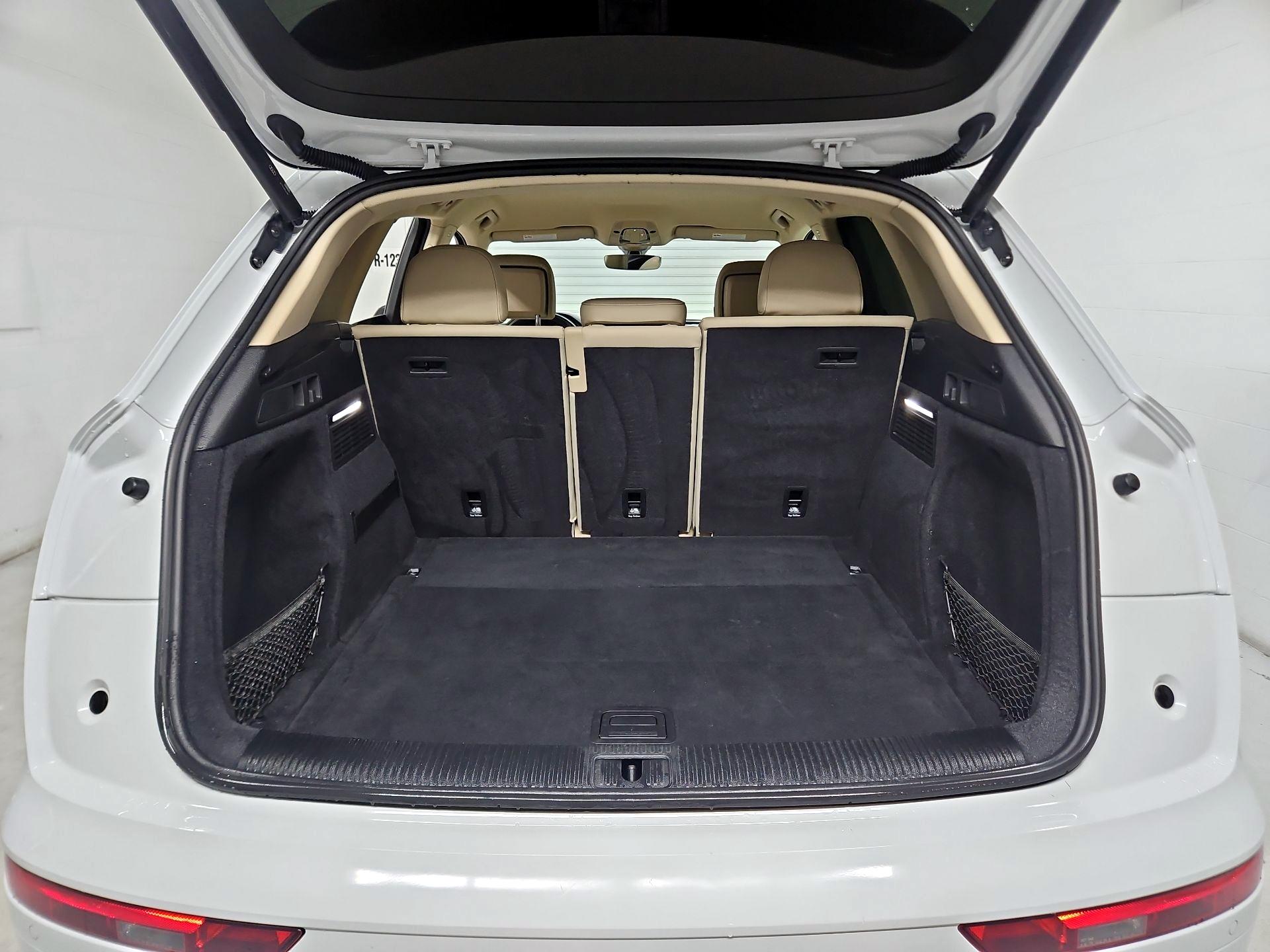 Thumbnail: 2021 Audi Q5 - 20