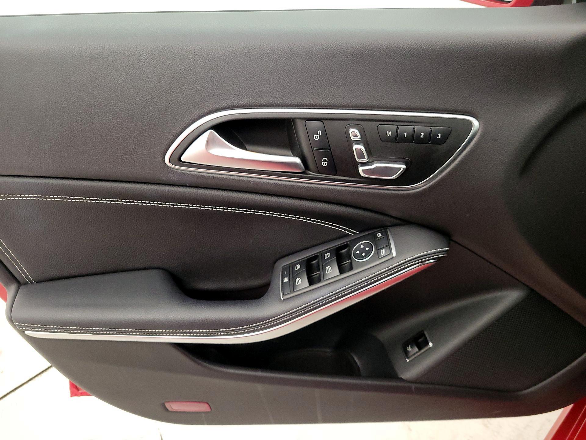 Thumbnail: 2018 Mercedes-Benz CLA - 12