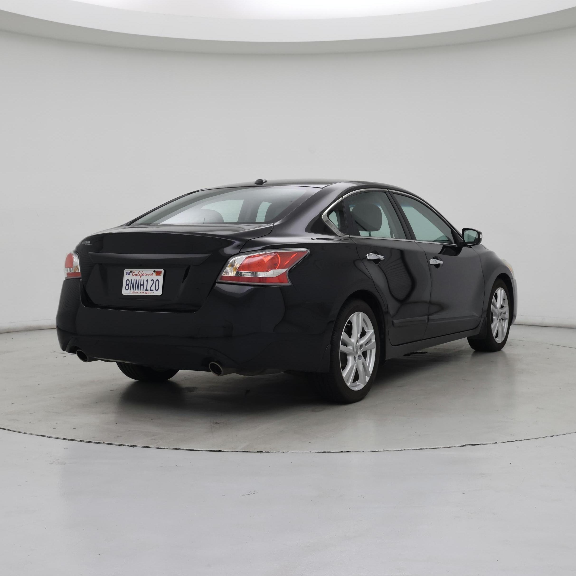 Thumbnail: 2015 Nissan Altima - 8
