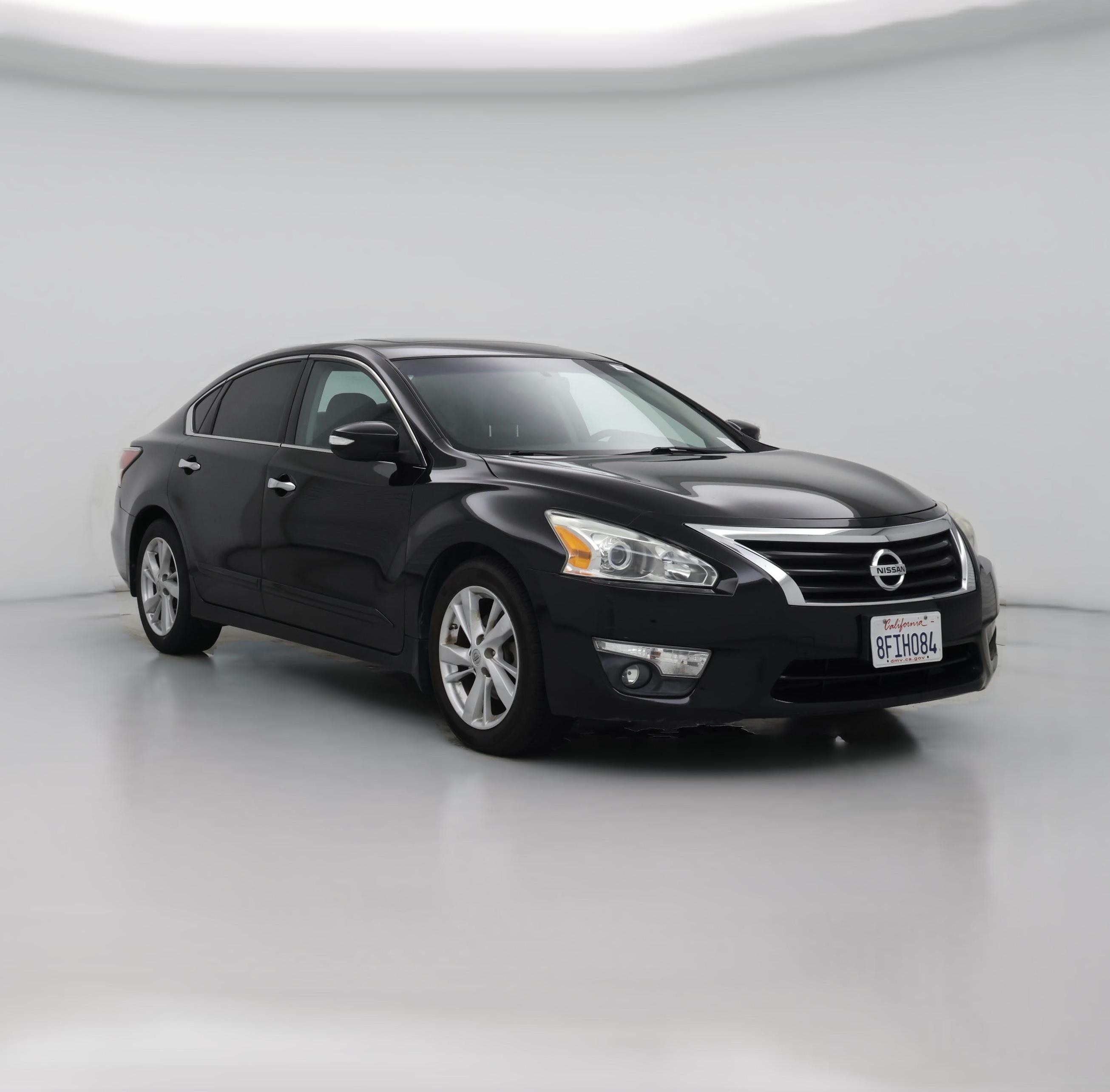 Thumbnail: 2015 Nissan Altima - 1