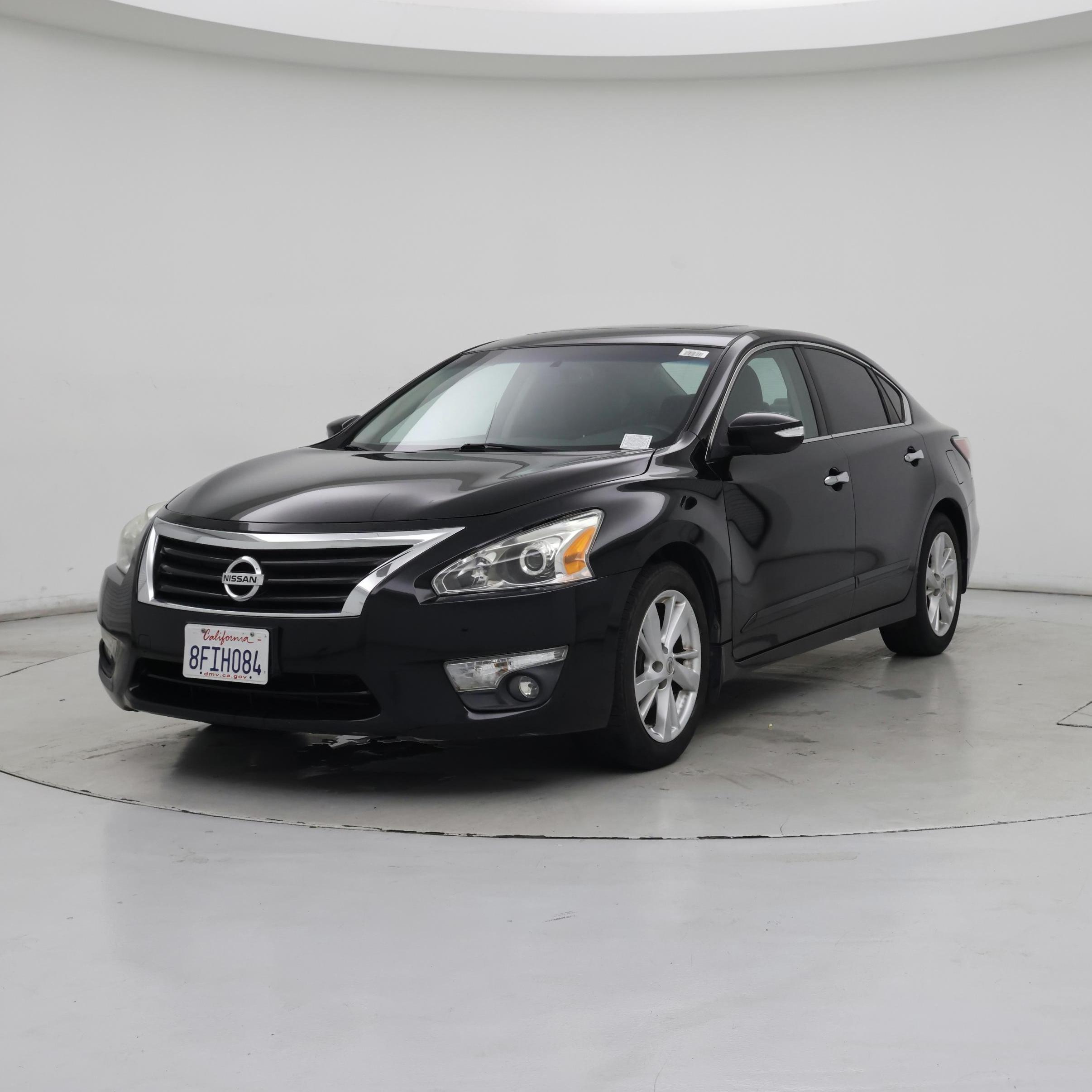 Thumbnail: 2015 Nissan Altima - 4