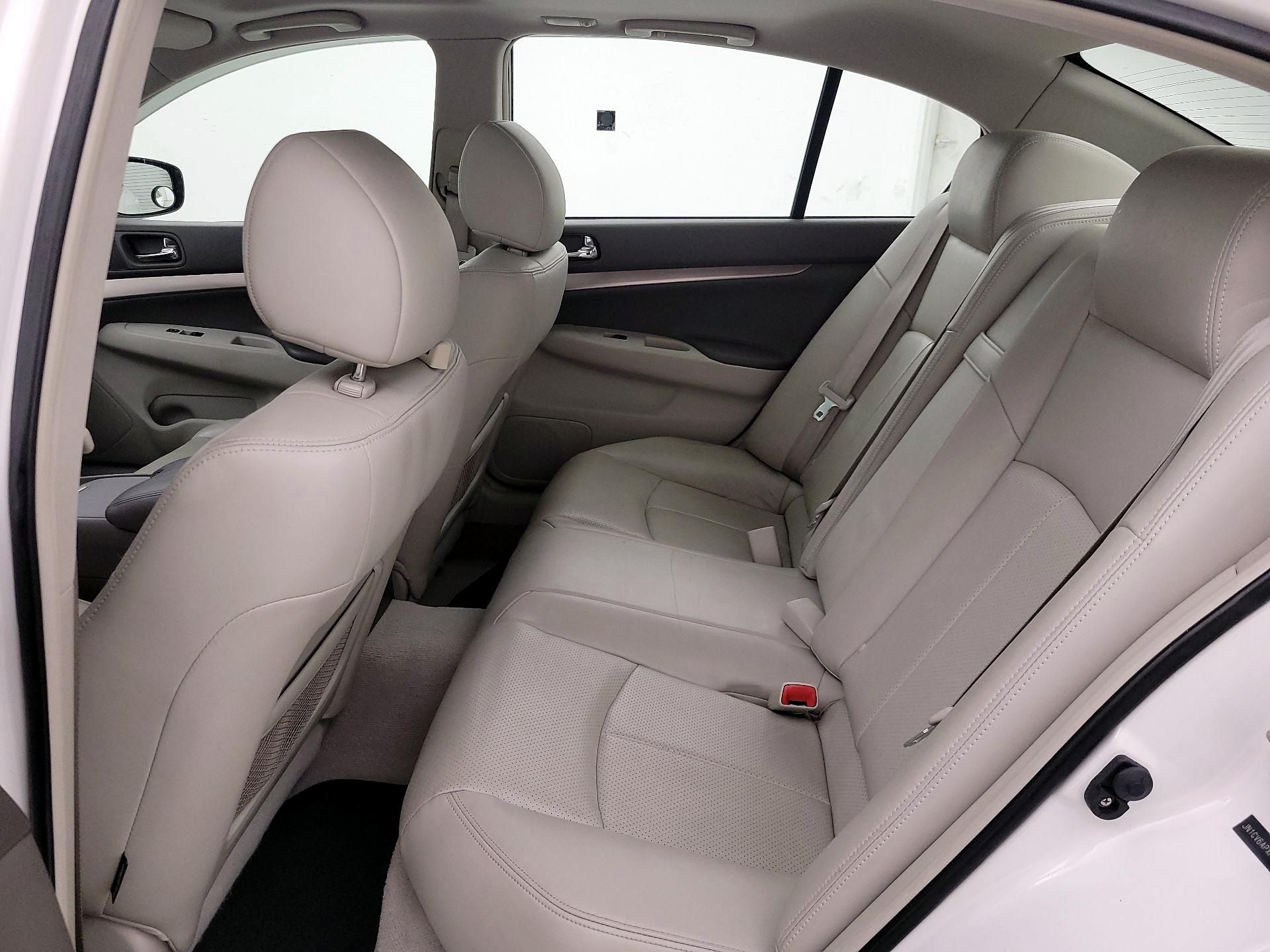 Thumbnail: 2015 INFINITI  - 20