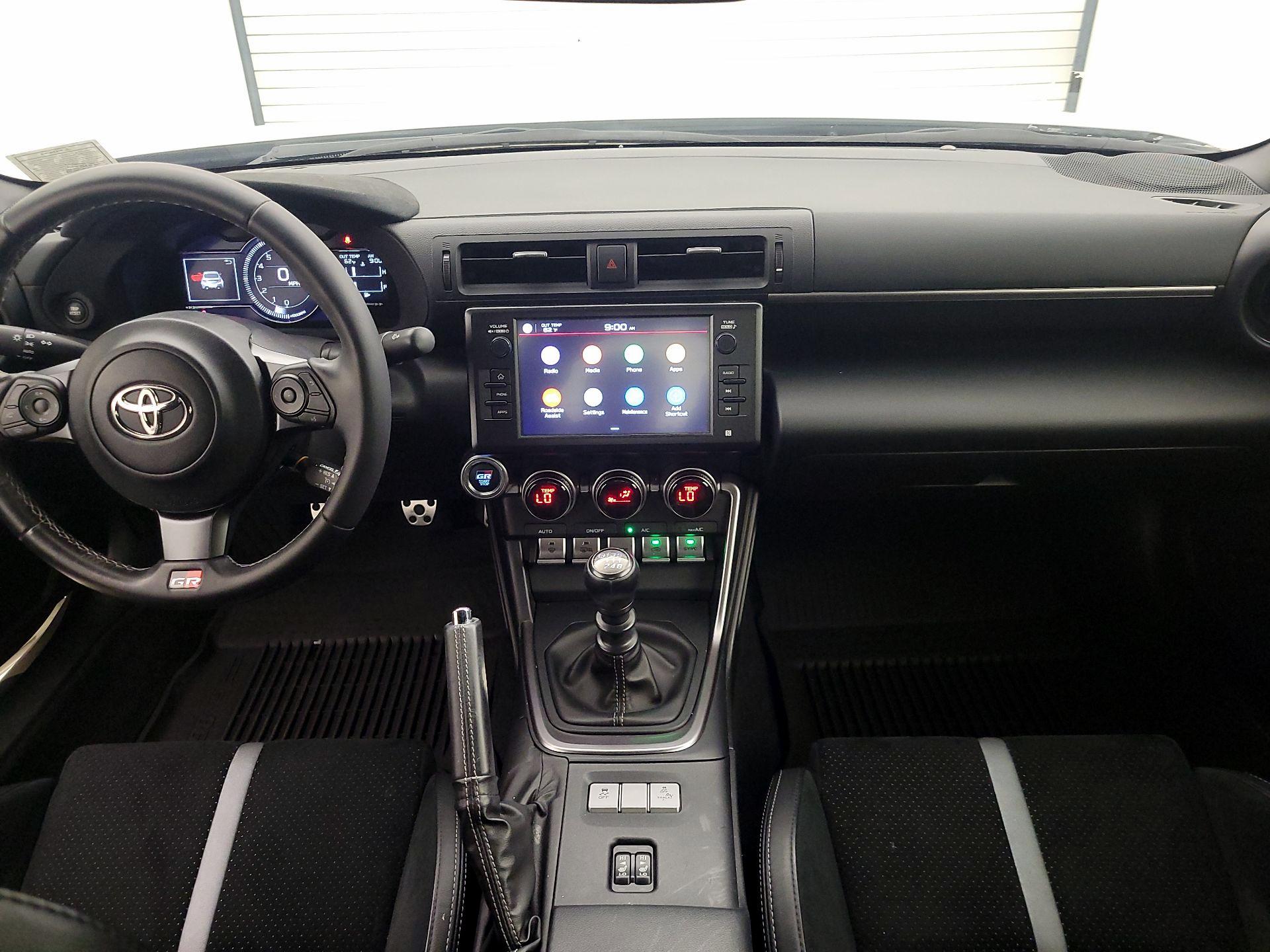 Thumbnail: 2023 Toyota GR86 - 9