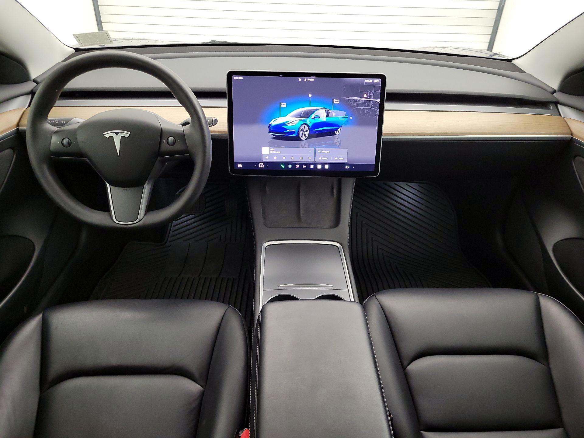 Thumbnail: 2023 Tesla Model 3 - 9