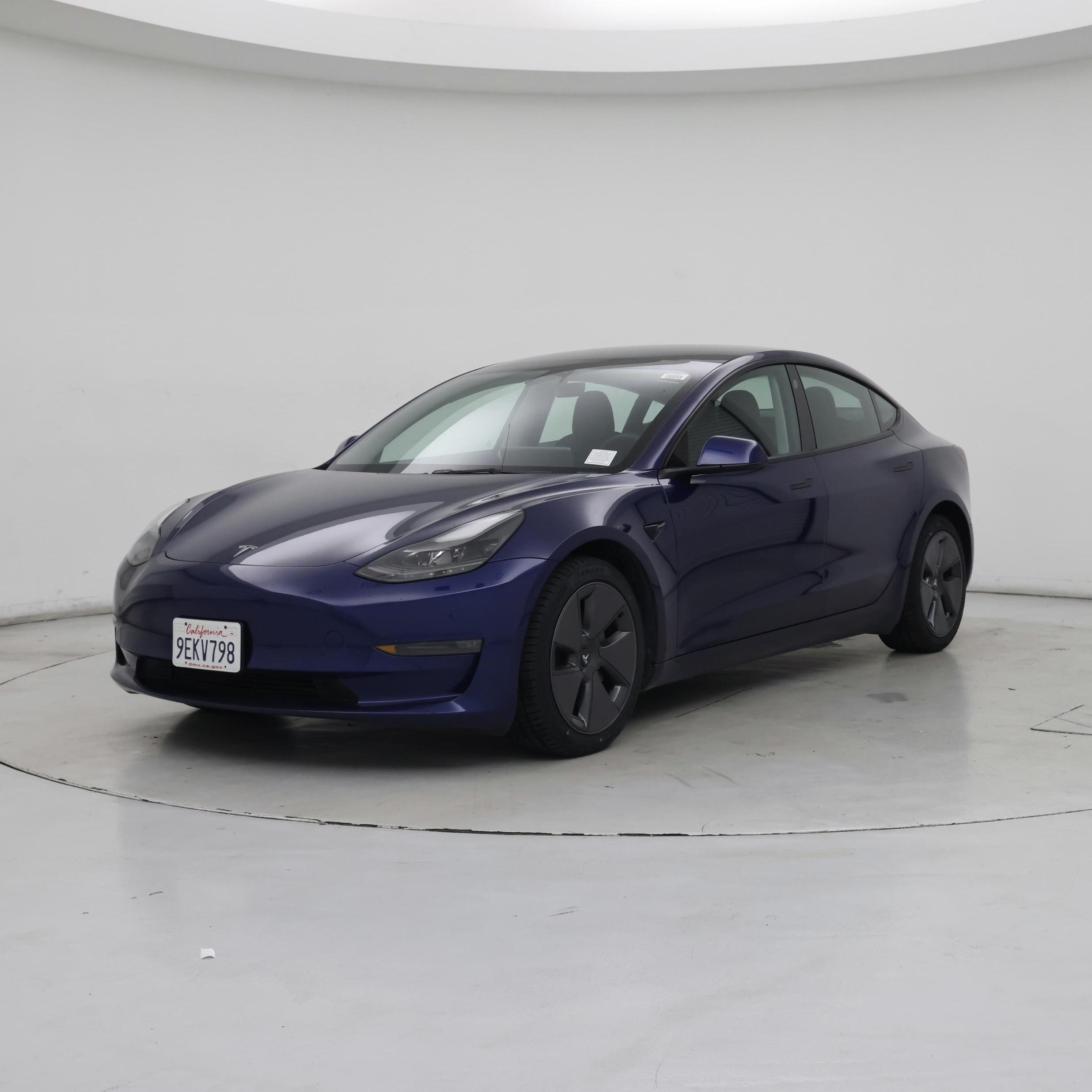 Thumbnail: 2023 Tesla Model 3 - 4