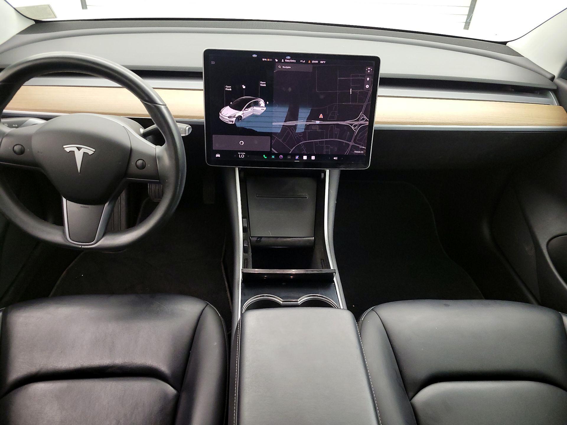 Thumbnail: 2019 Tesla Model 3 - 9
