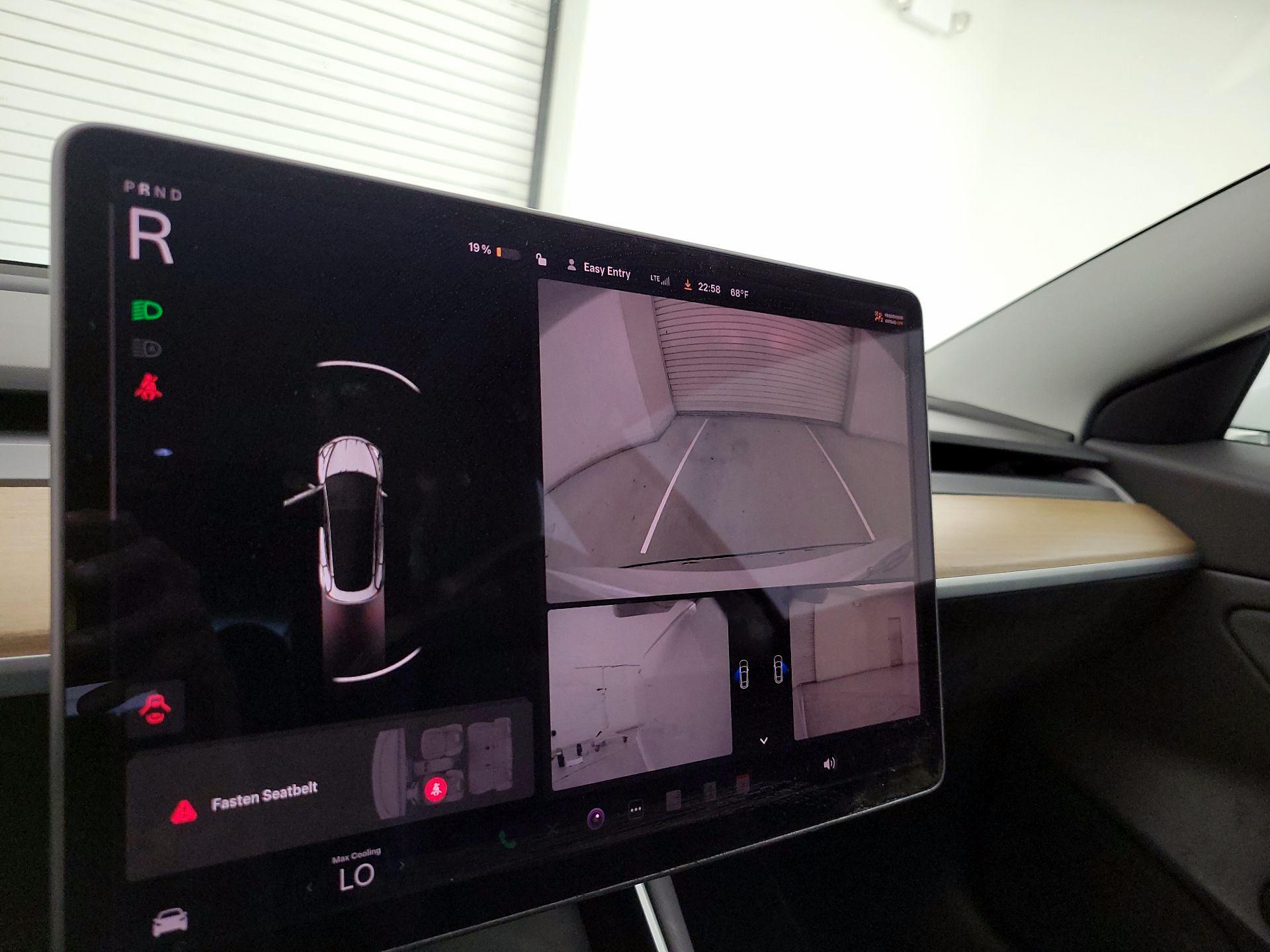 Thumbnail: 2019 Tesla Model 3 - 14