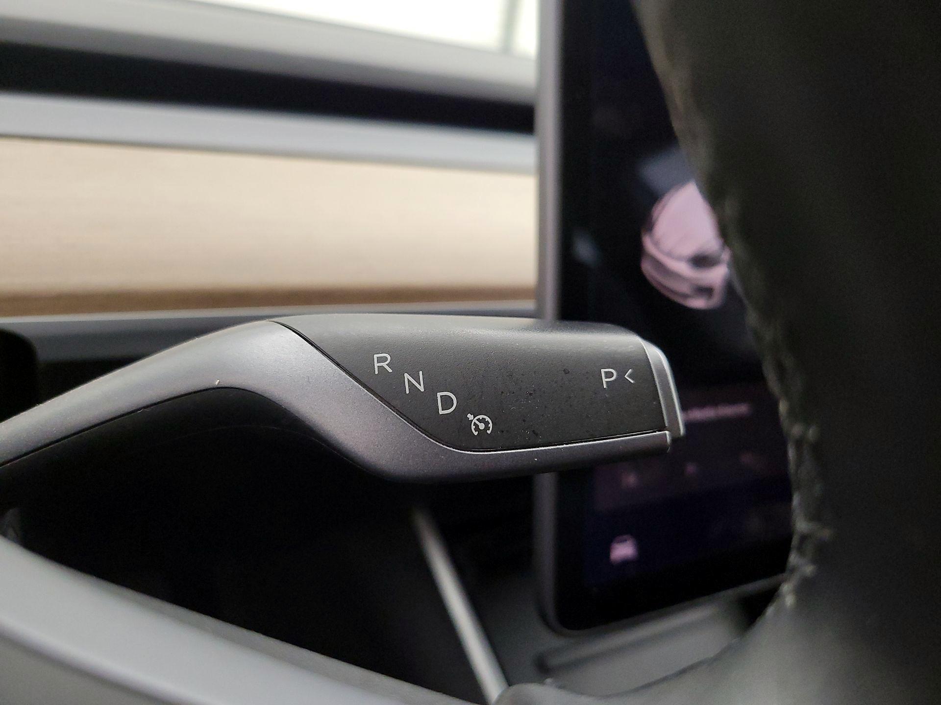 Thumbnail: 2019 Tesla Model 3 - 17