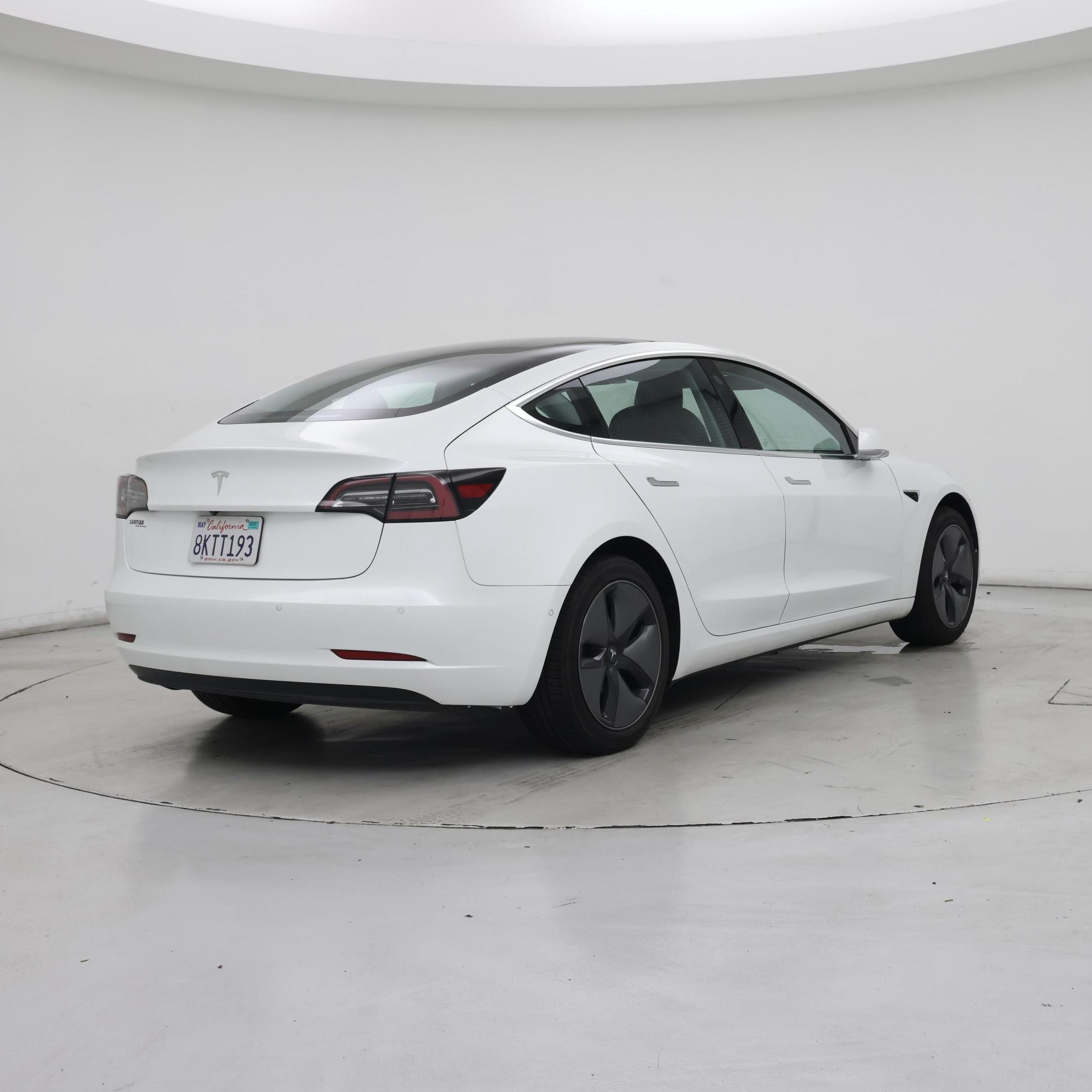 Thumbnail: 2019 Tesla Model 3 - 8