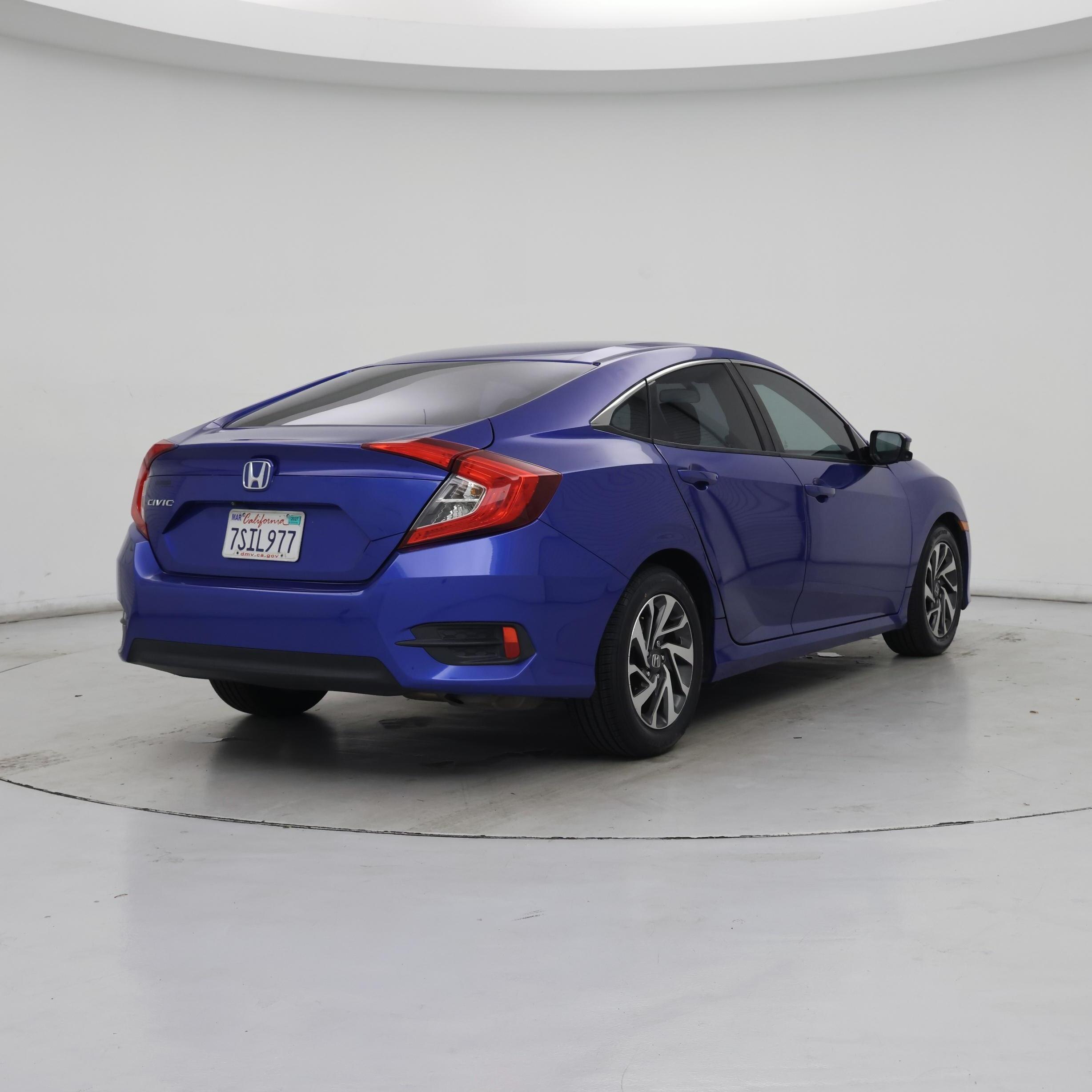 Thumbnail: 2016 Honda Civic - 8