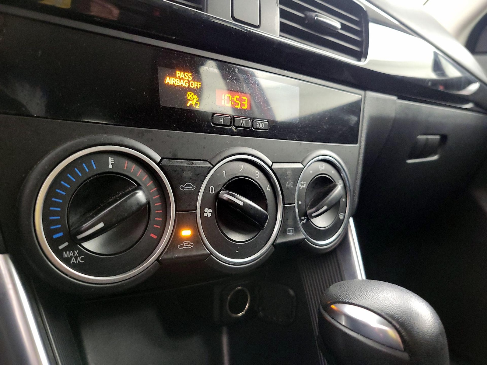 2015 Mazda CX-5 Sport - Photo 16