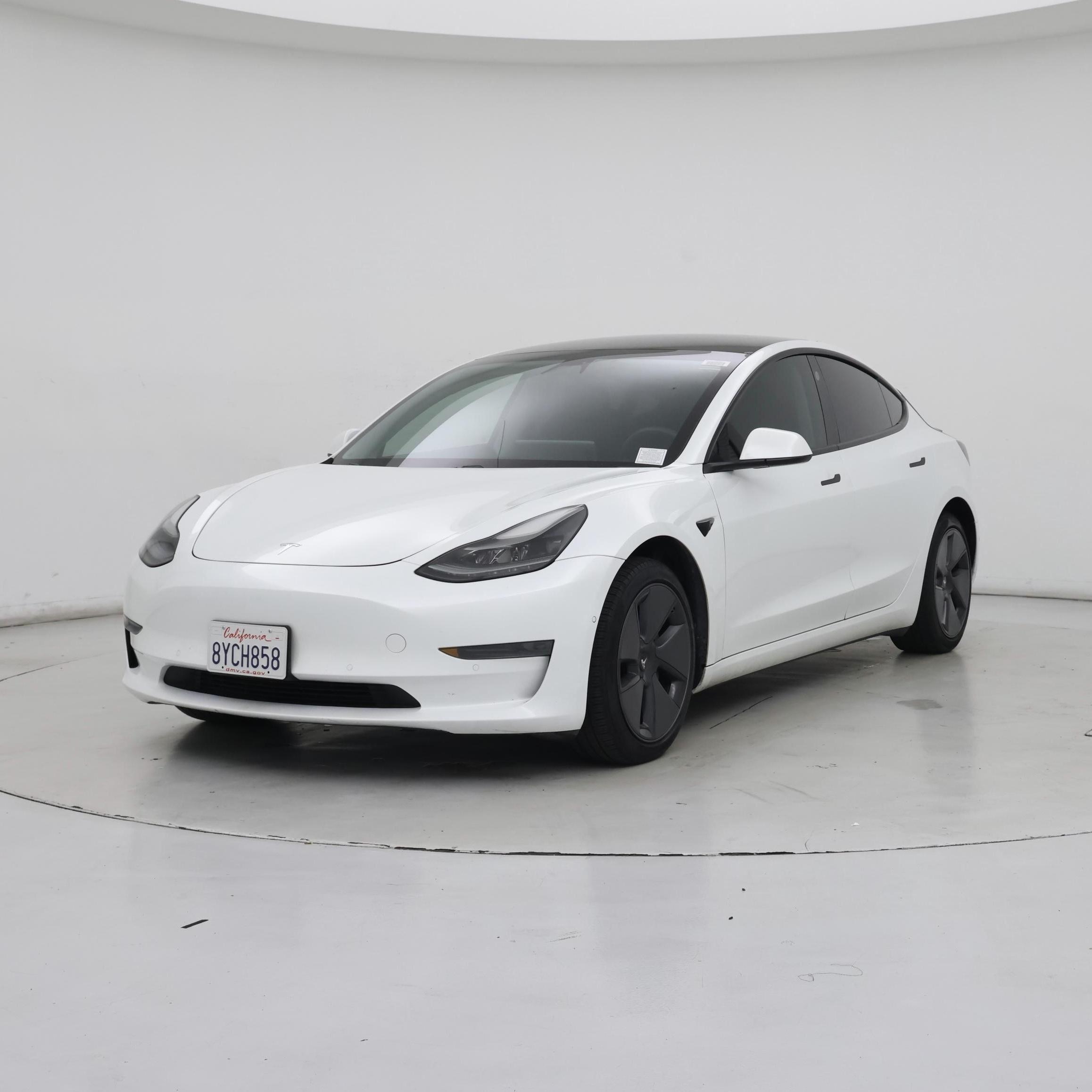 Thumbnail: 2021 Tesla Model 3 - 4