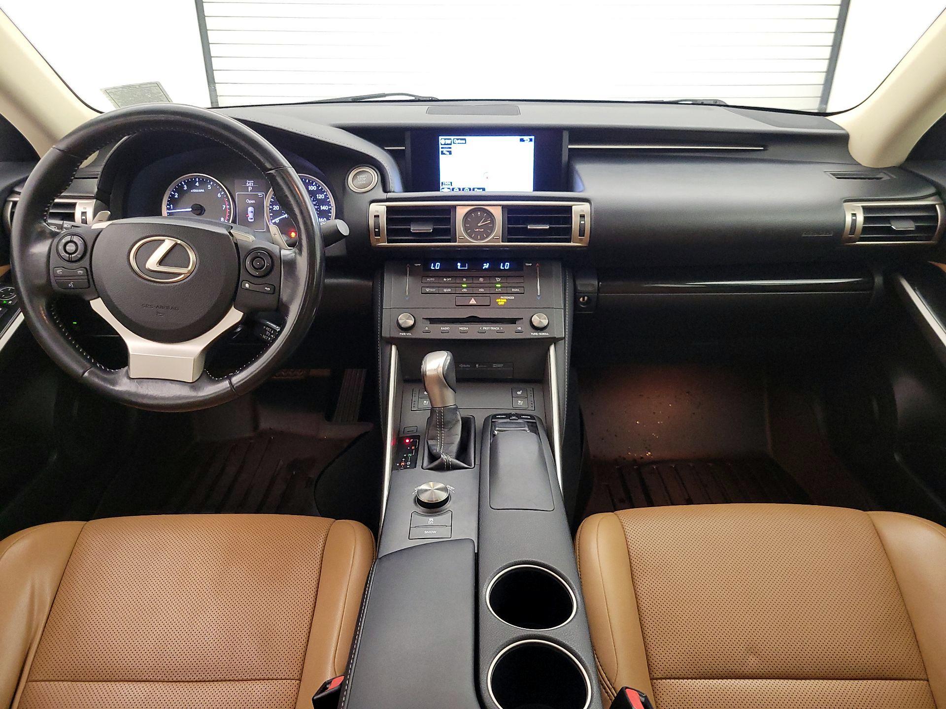 Thumbnail: 2016 Lexus IS - 9