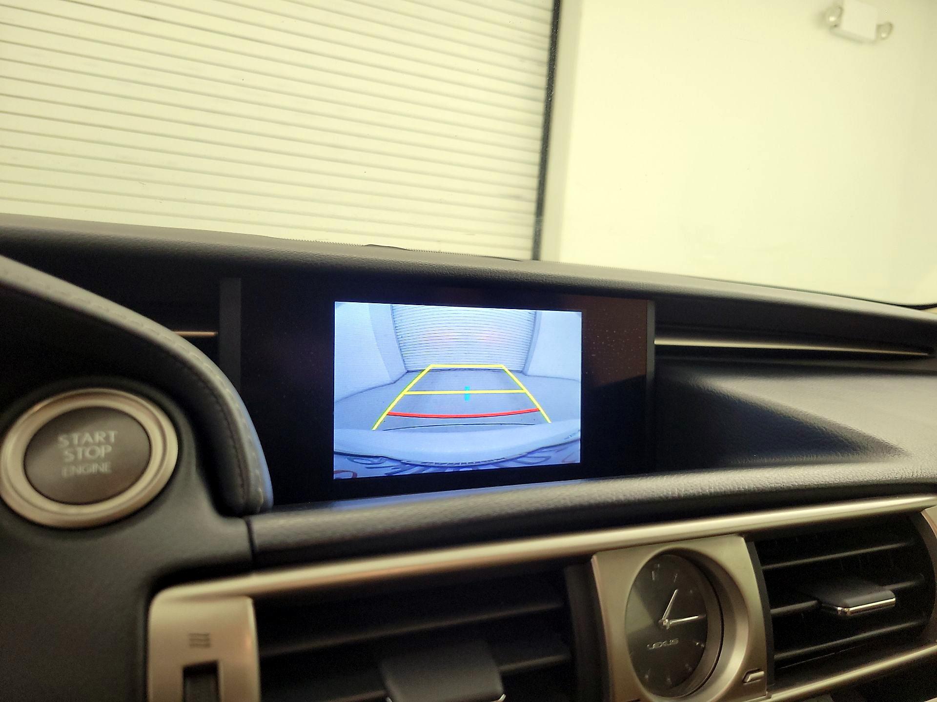 Thumbnail: 2016 Lexus IS - 15