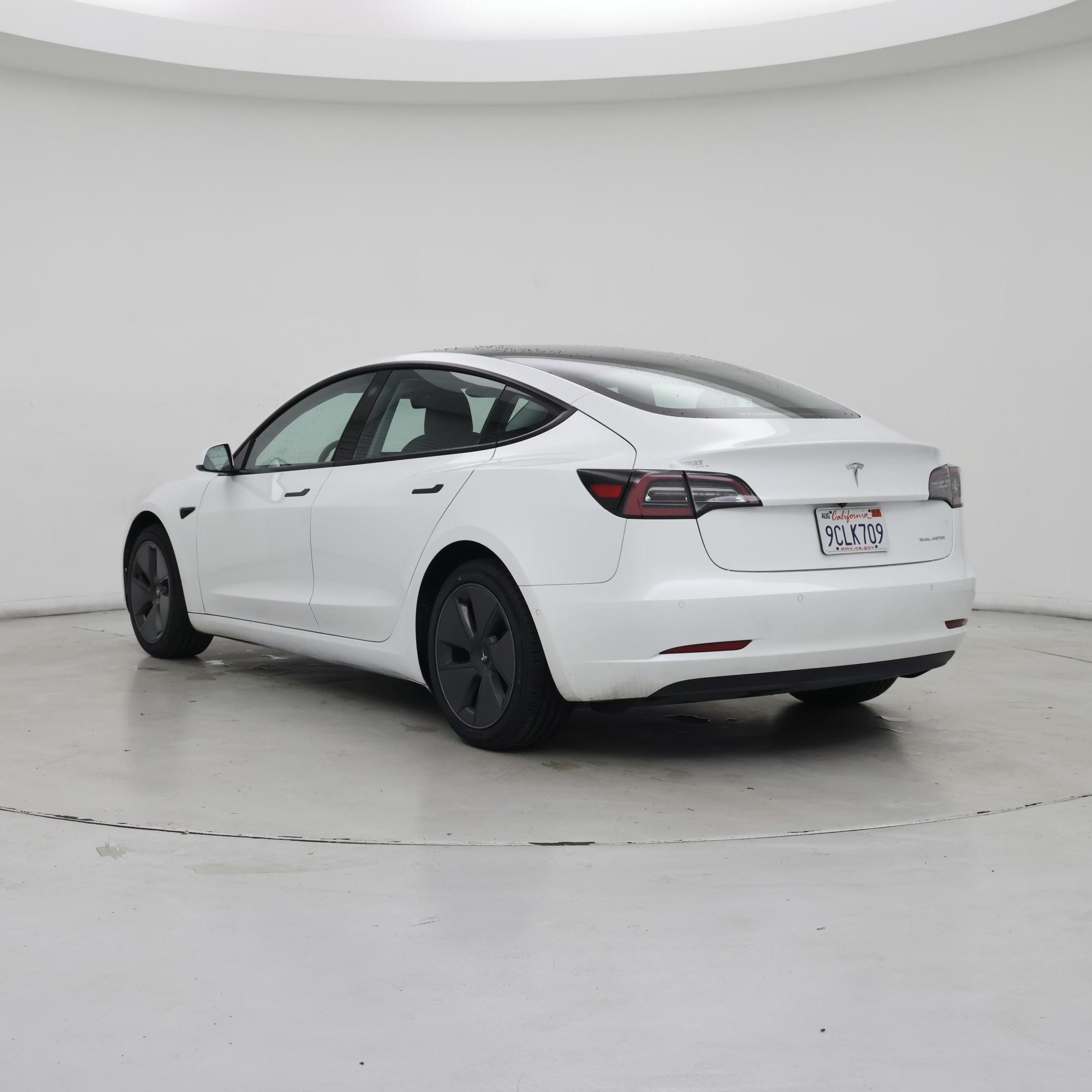 Thumbnail: 2022 Tesla Model 3 - 2