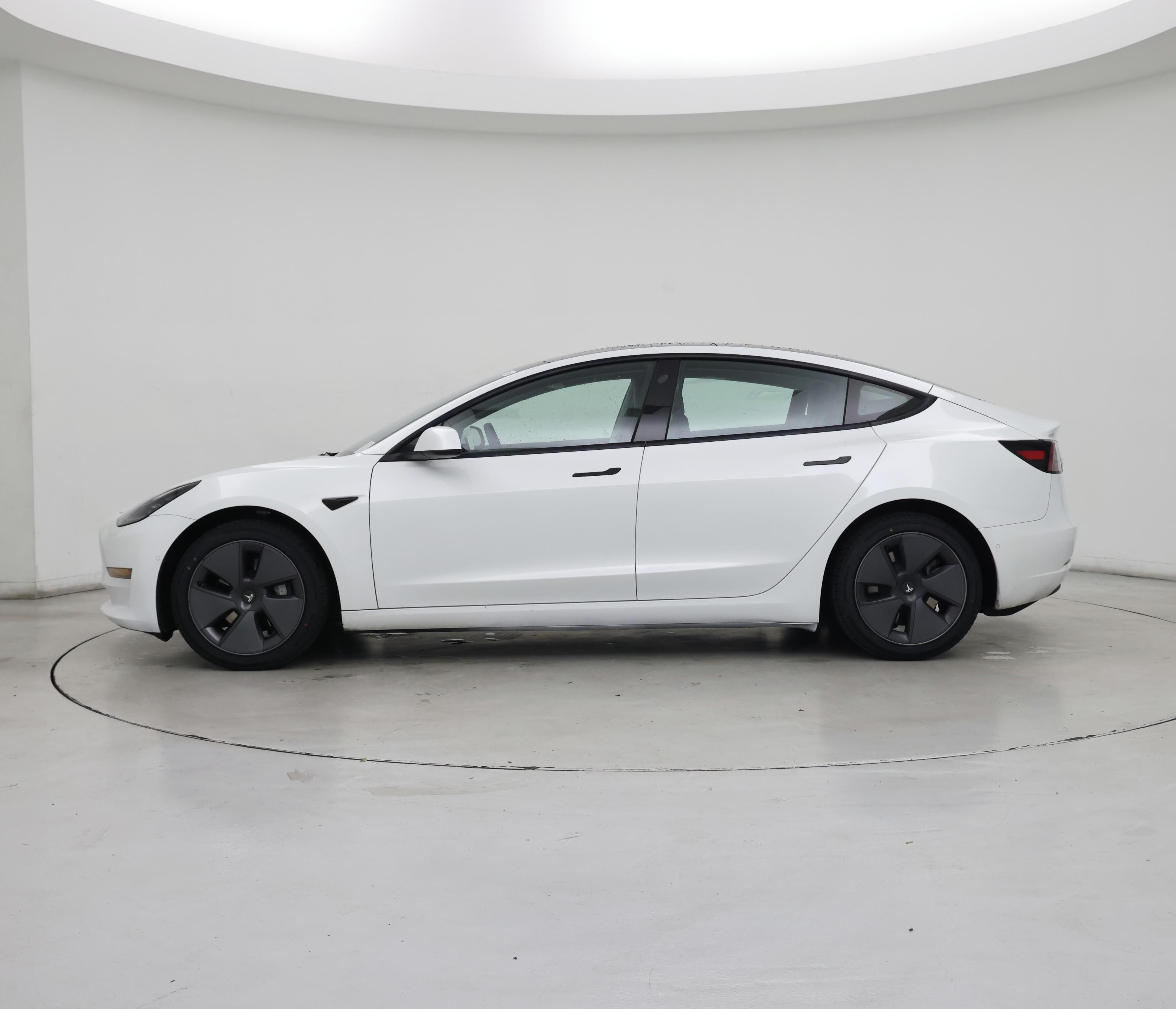 Thumbnail: 2022 Tesla Model 3 - 3