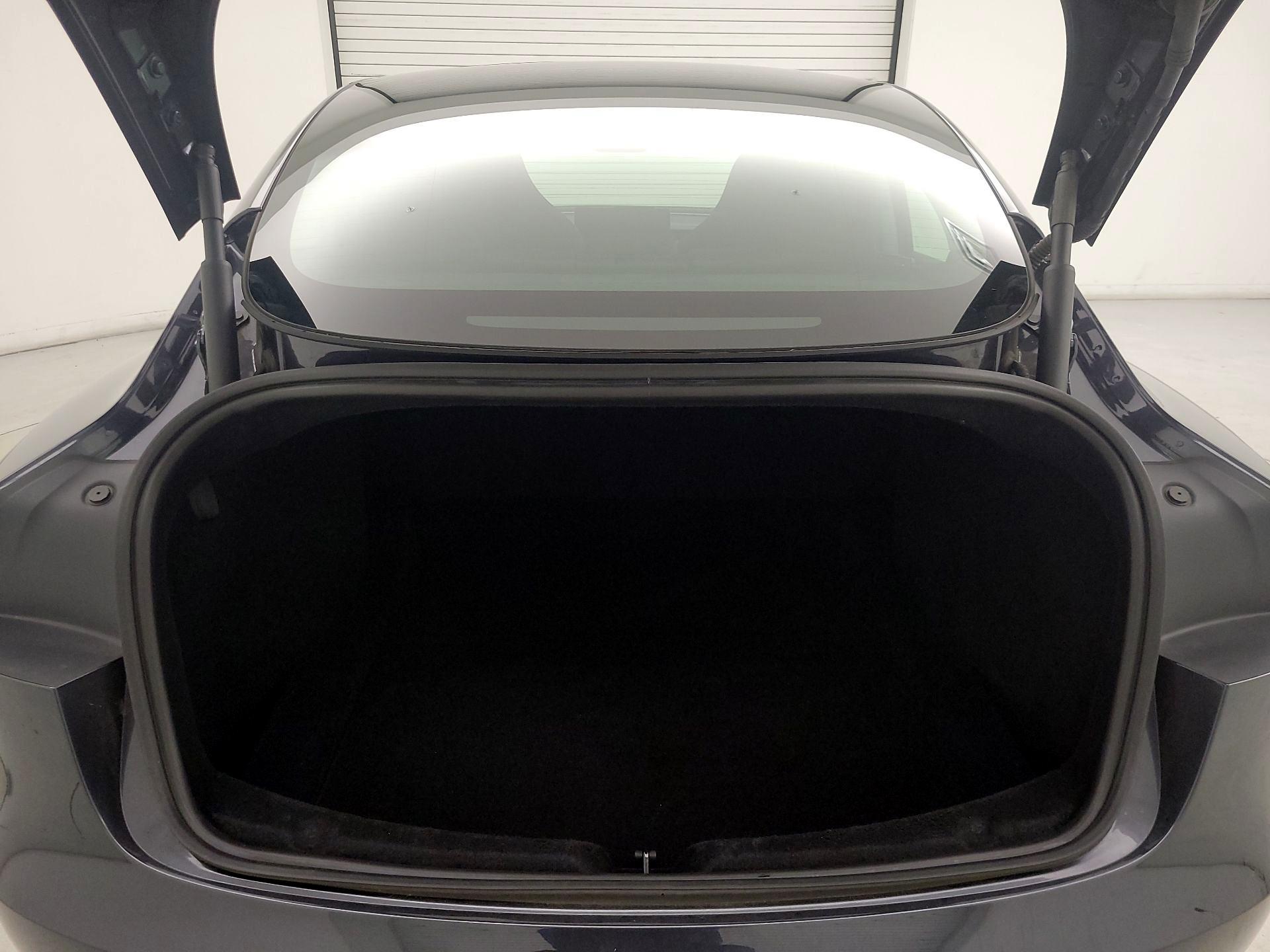 Thumbnail: 2024 Tesla Model 3 - 20