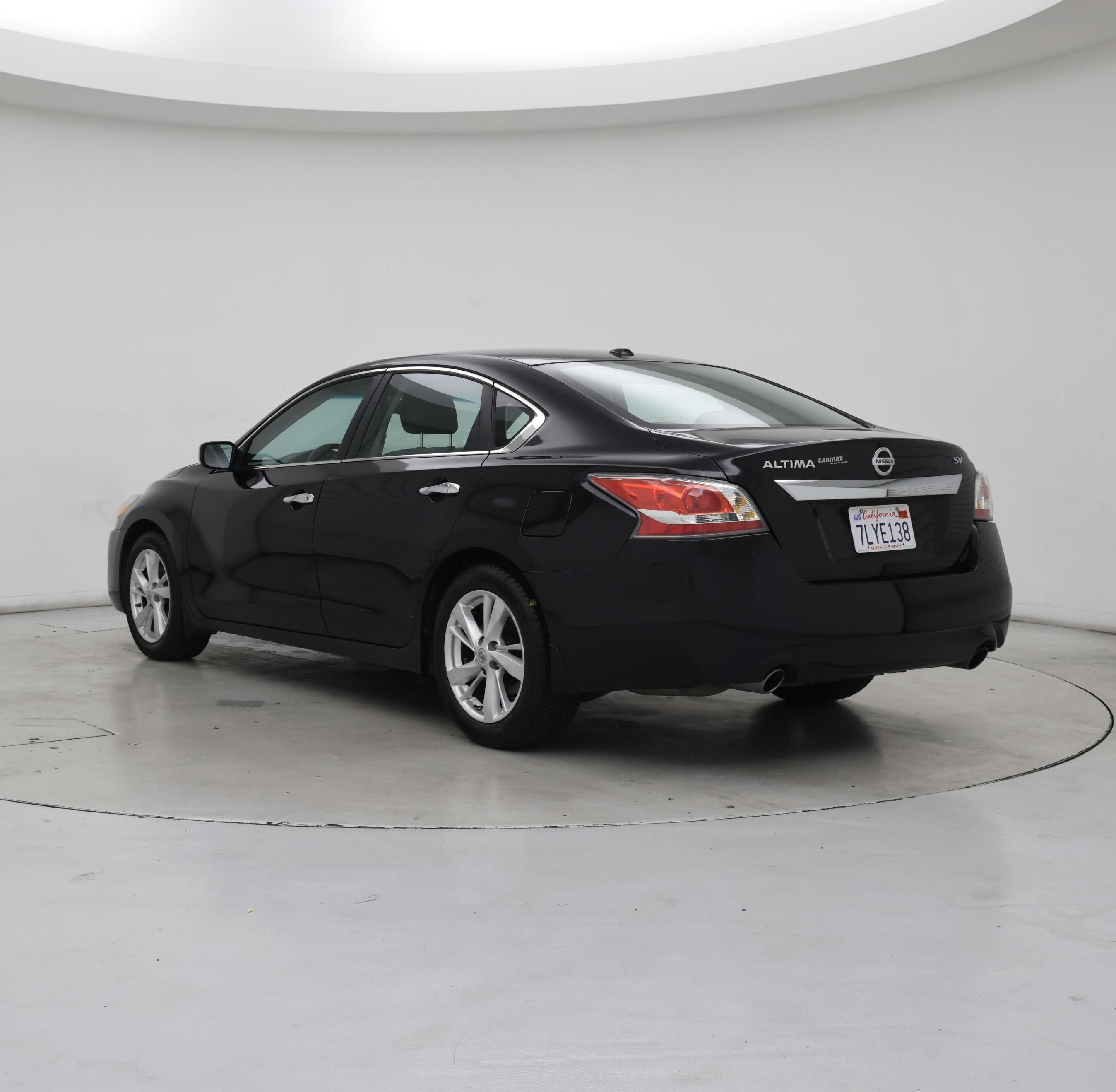 Thumbnail: 2015 Nissan Altima - 2