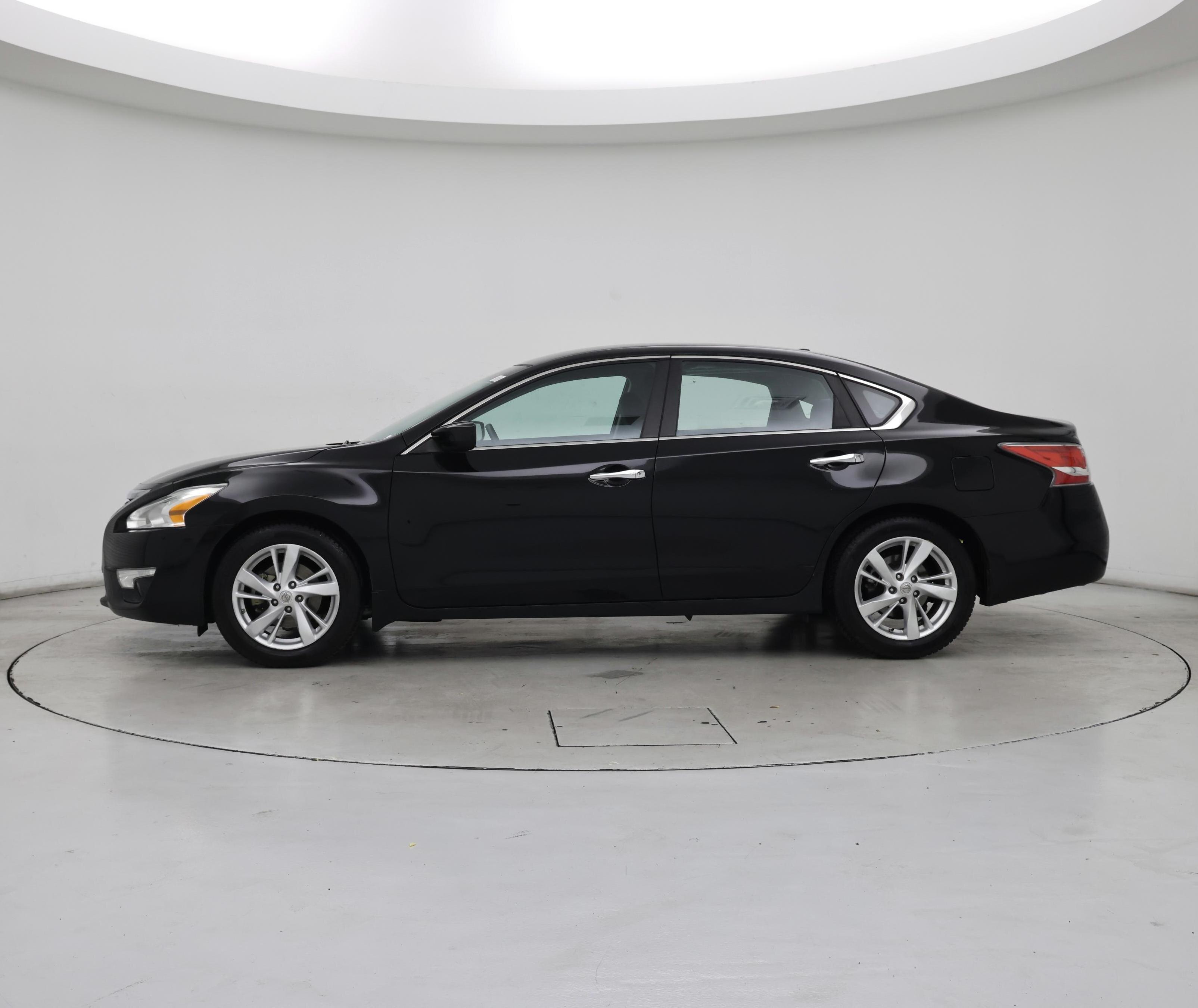 Thumbnail: 2015 Nissan Altima - 3