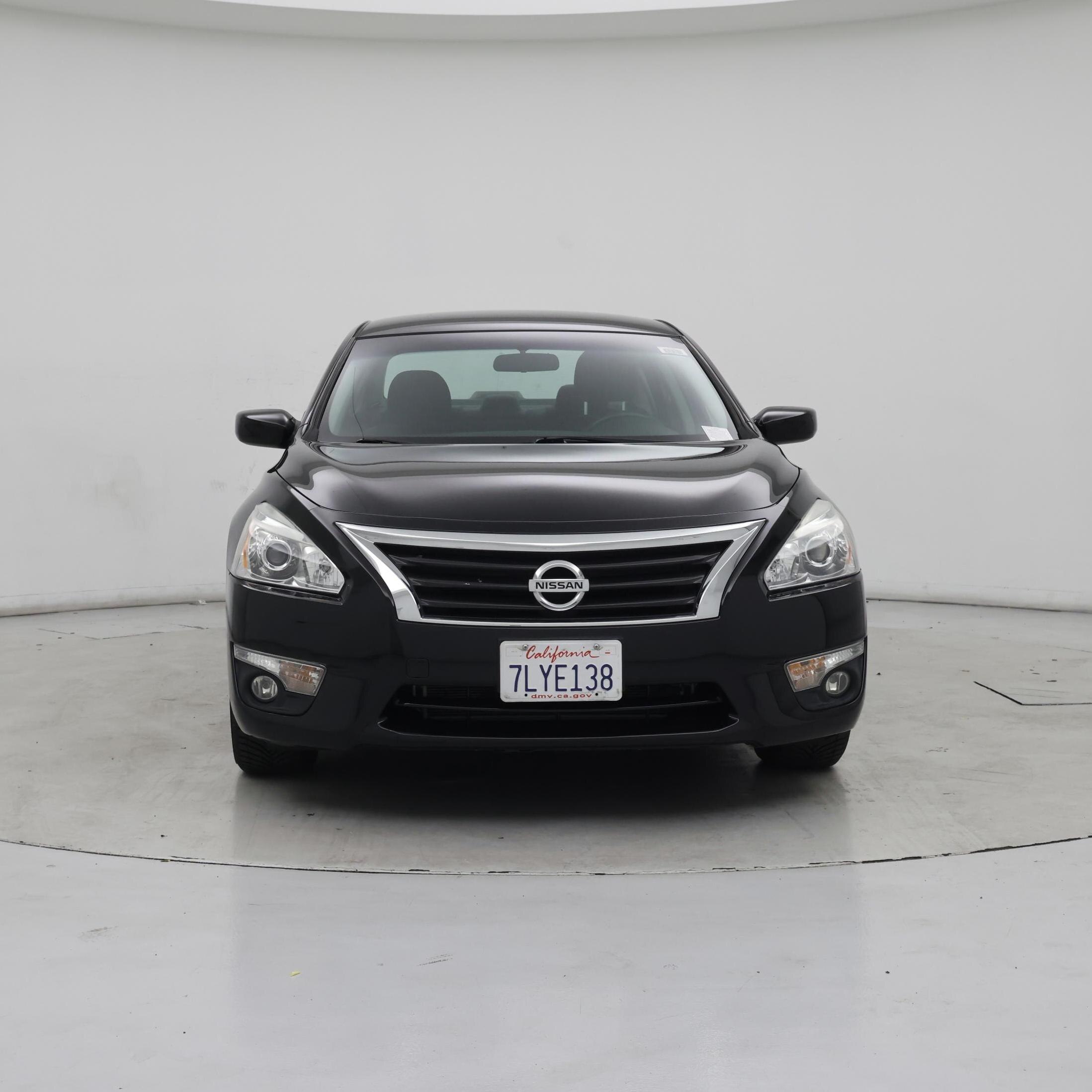 Thumbnail: 2015 Nissan Altima - 5