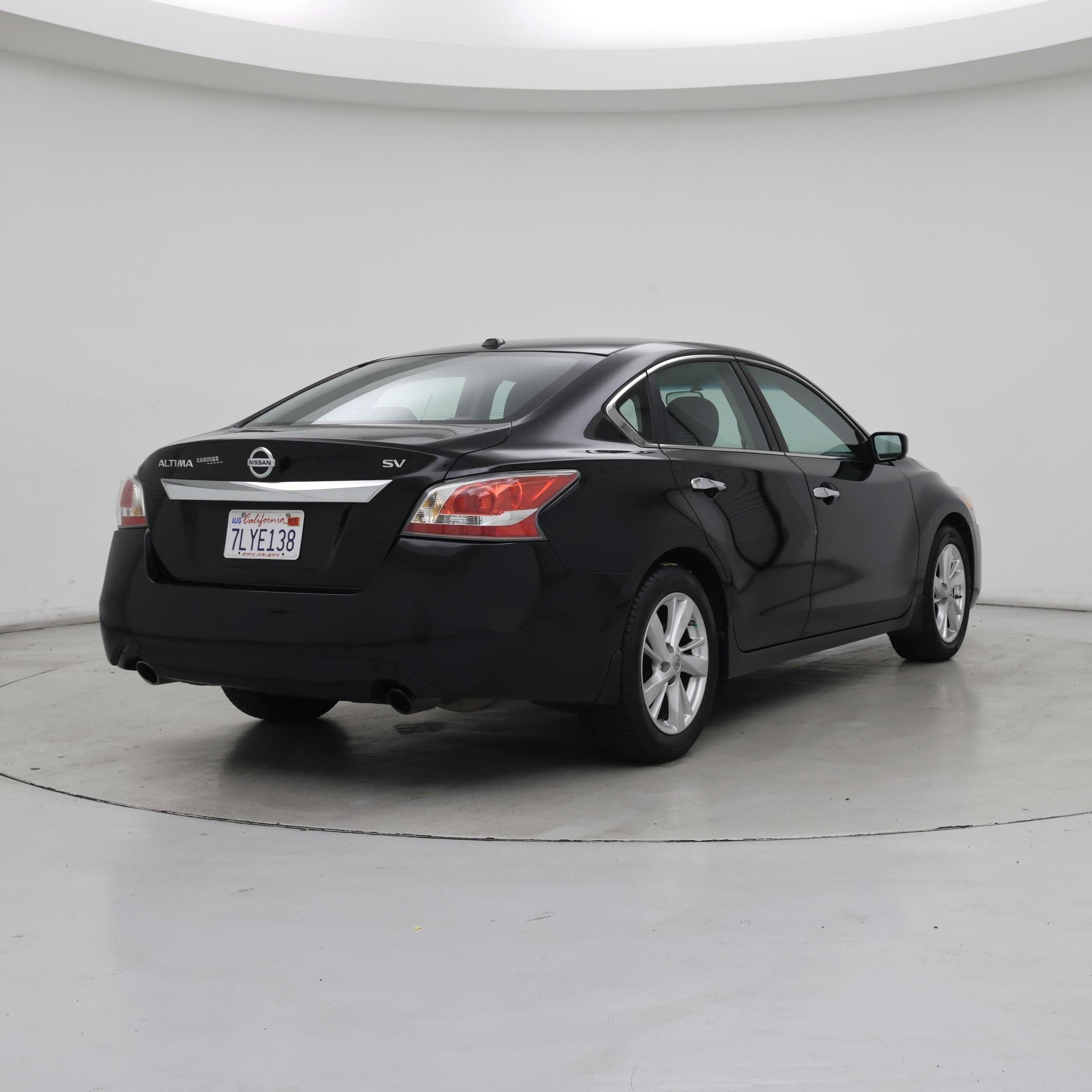 Thumbnail: 2015 Nissan Altima - 8