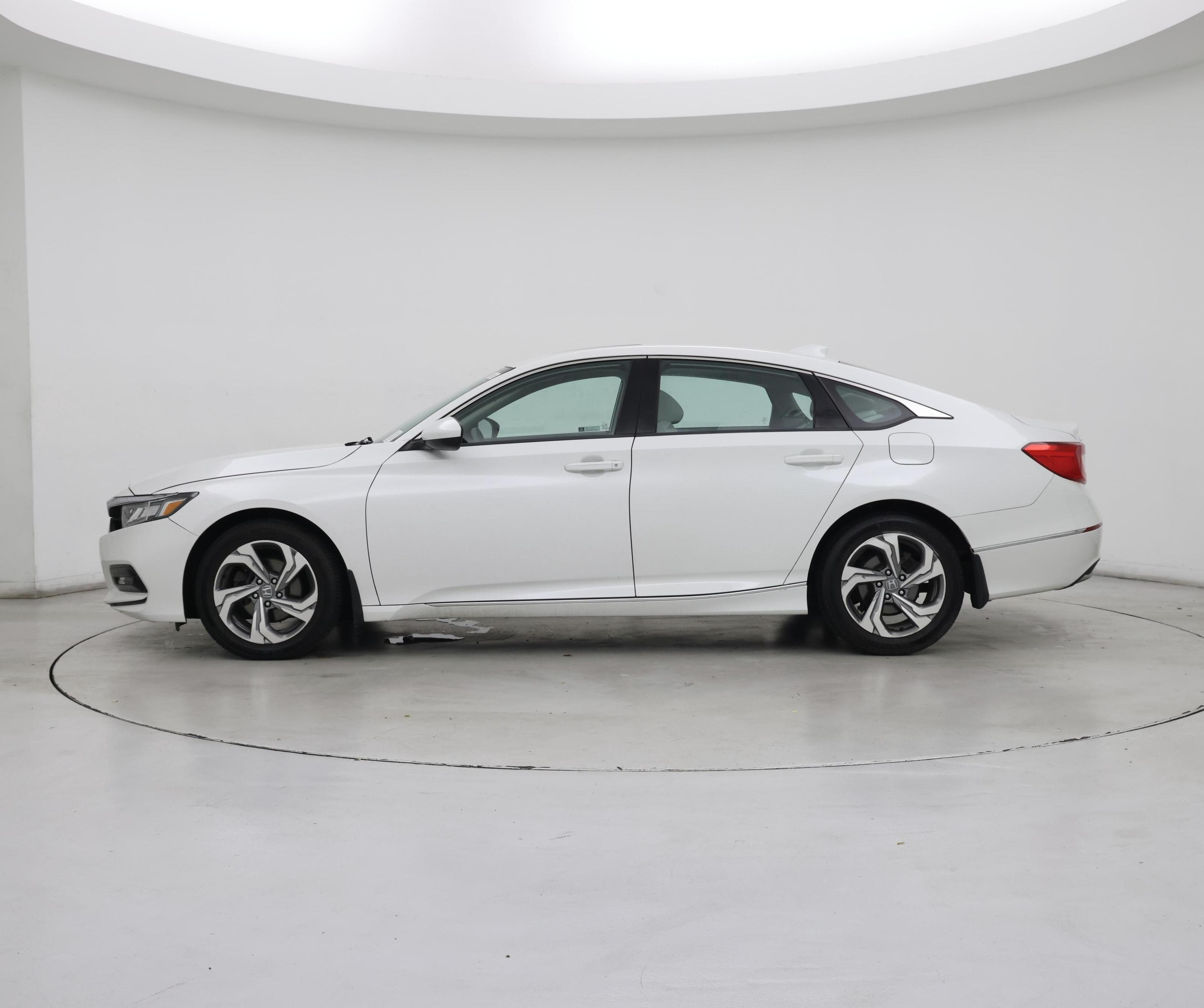 Thumbnail: 2018 Honda Accord - 3