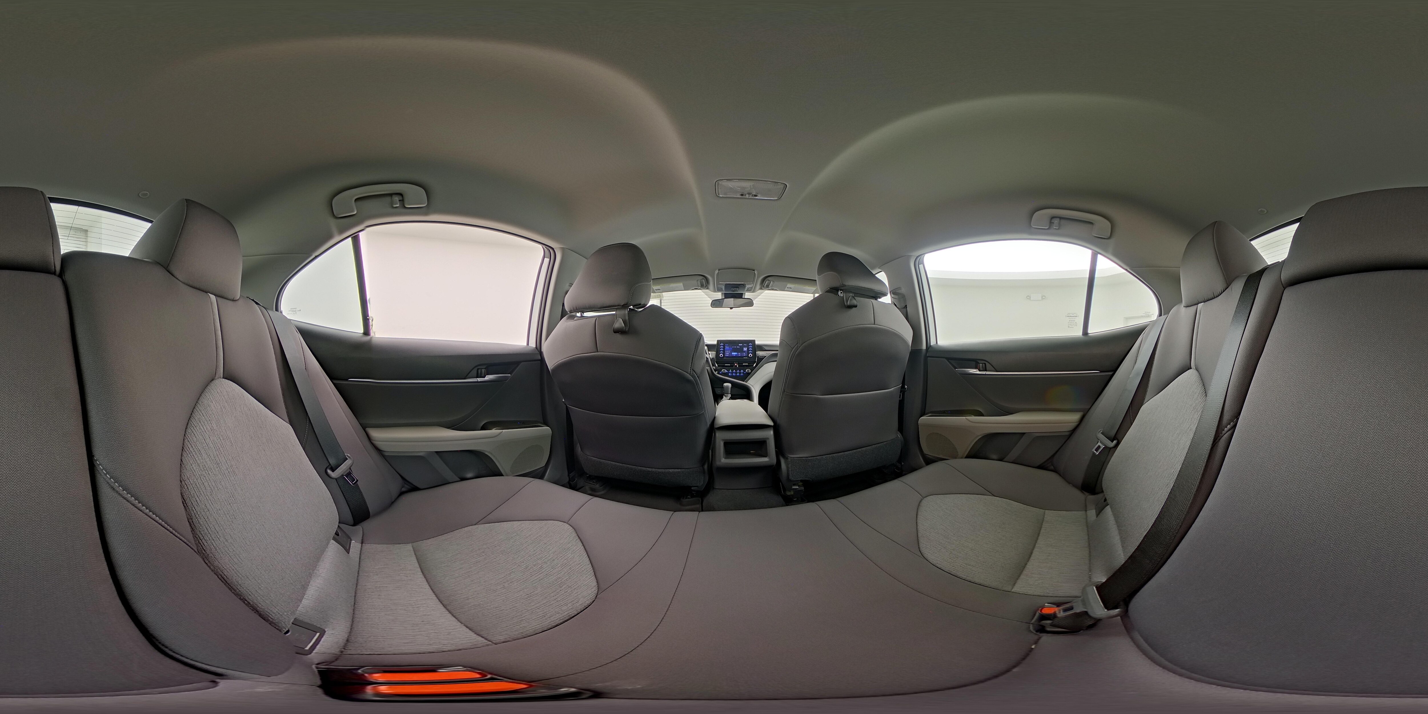 2021 Toyota Camry LE - Photo 25