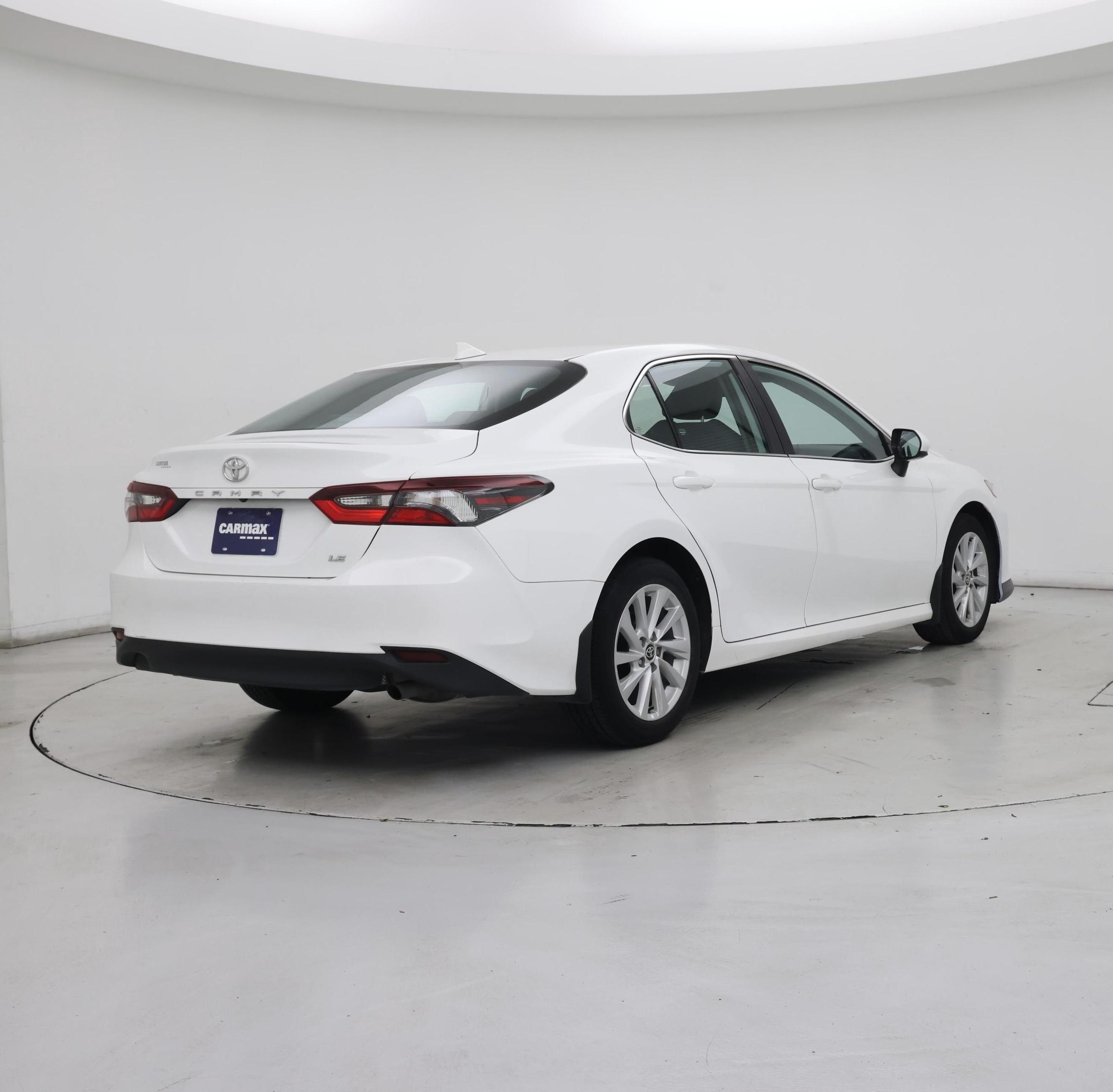 Thumbnail: 2021 Toyota Camry - 8