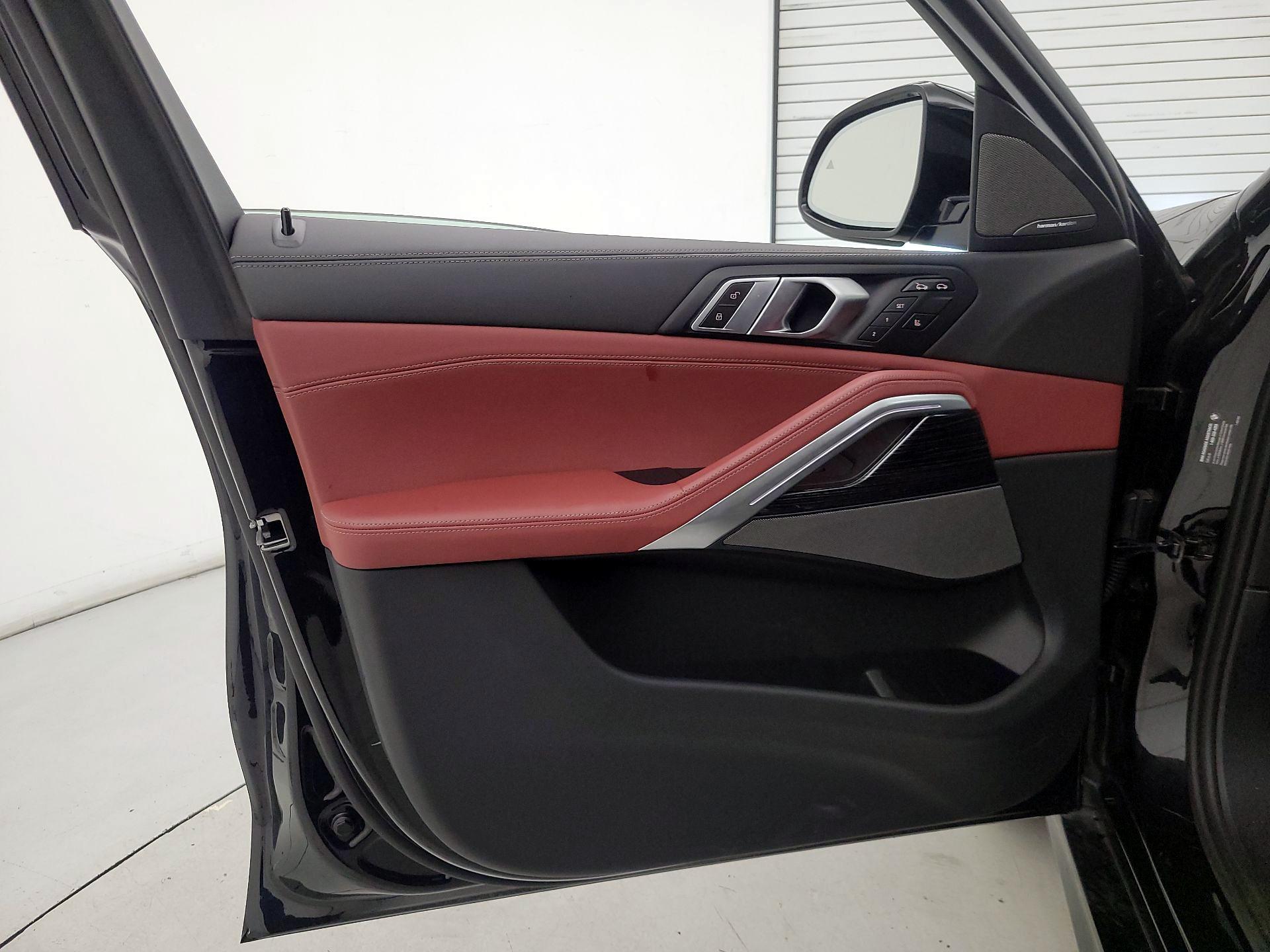 Thumbnail: 2024 BMW X6 - 12